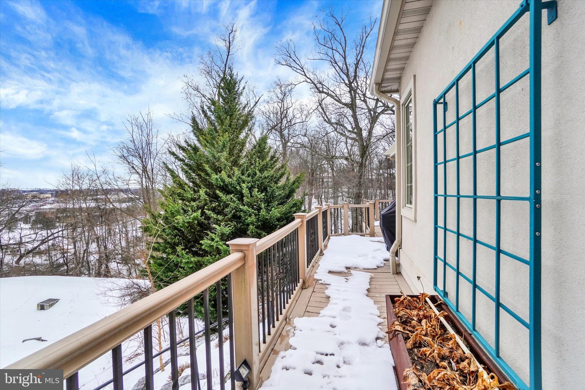 CHANTICLEER - Residential