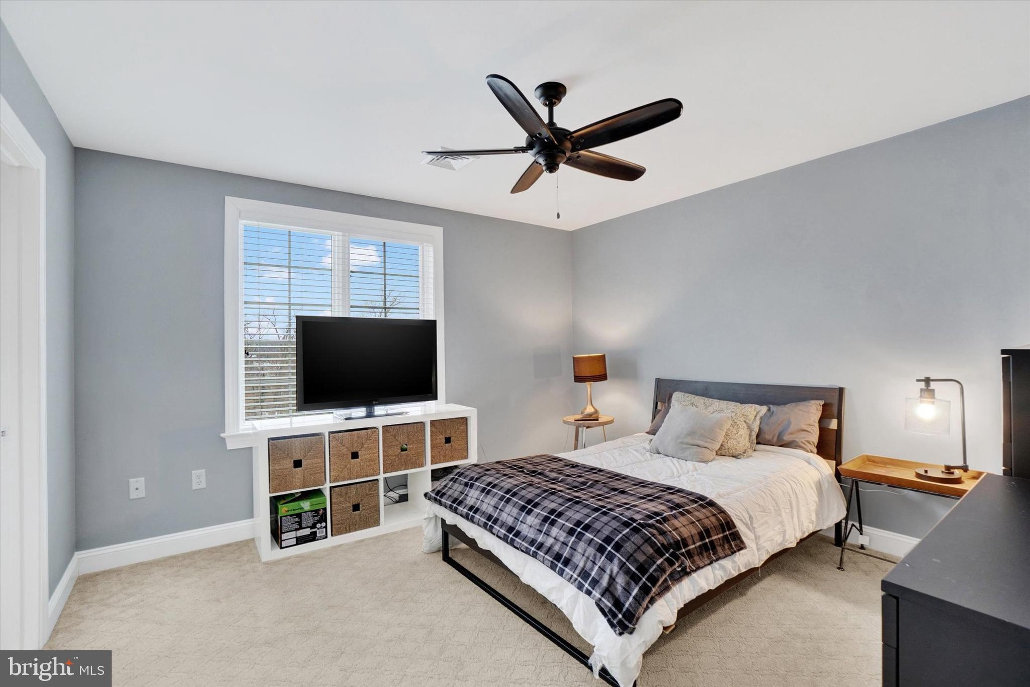 CHANTICLEER - Residential