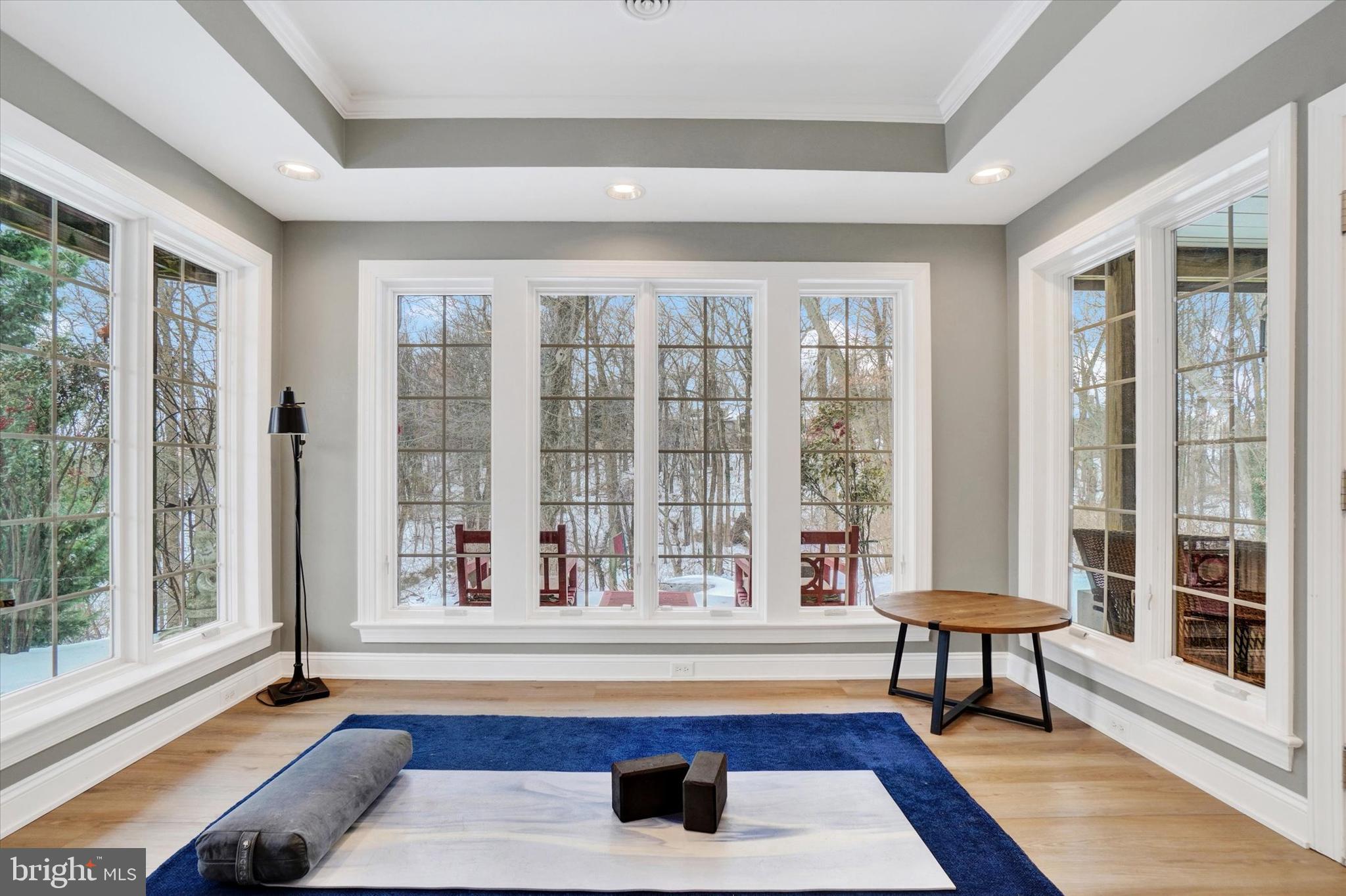 CHANTICLEER - Residential