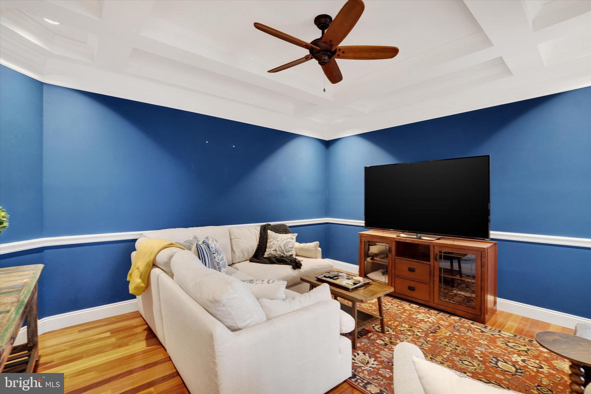 CHANTICLEER - Residential