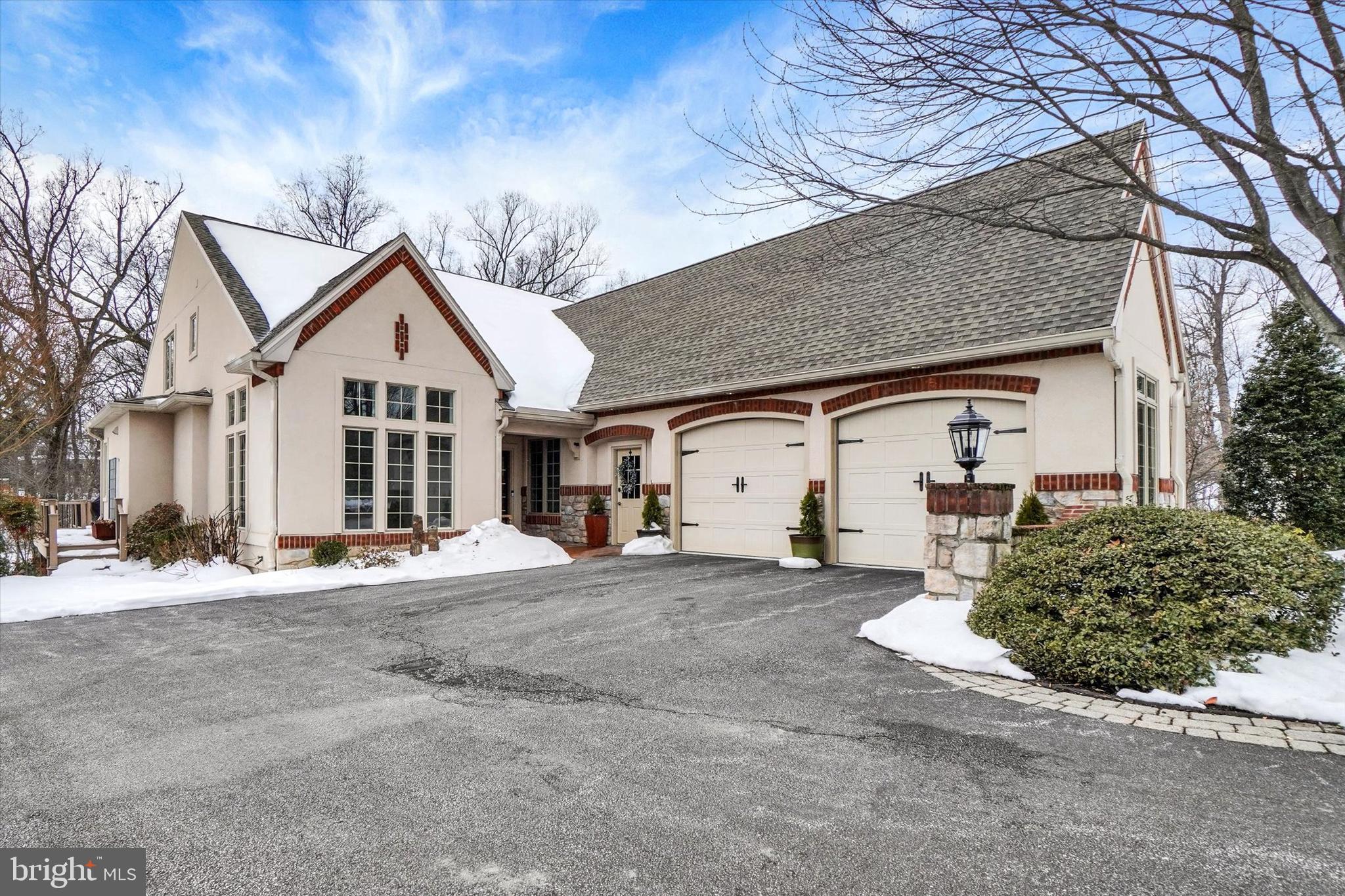 CHANTICLEER - Residential