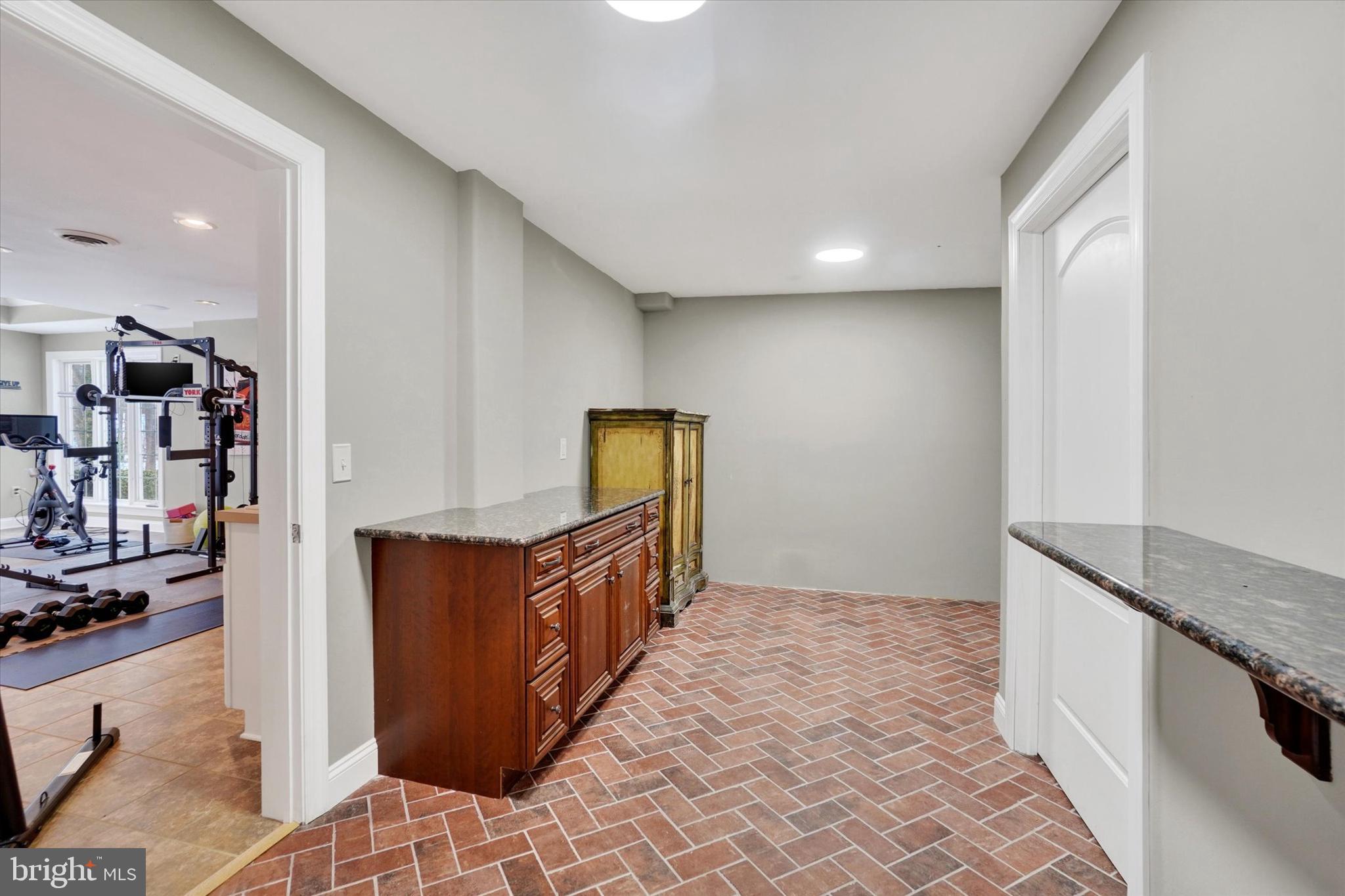 CHANTICLEER - Residential