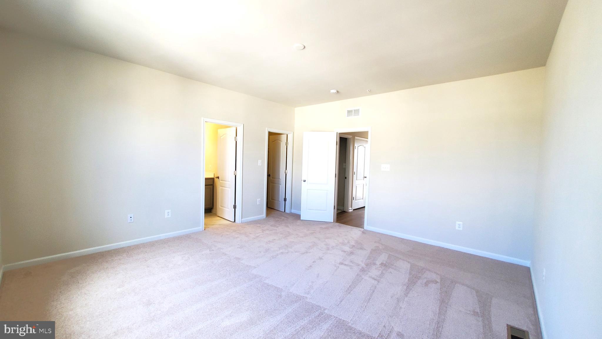 HARRINGTON TERRACE - Residential Lease