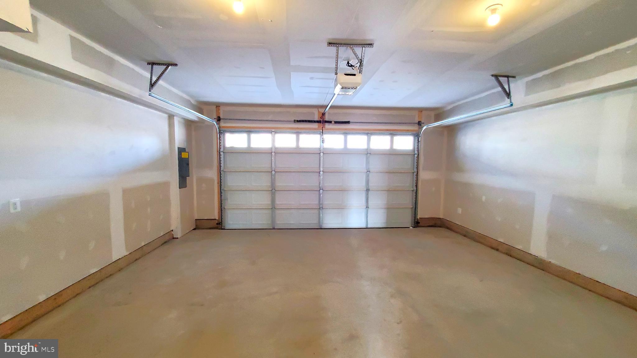 HARRINGTON TERRACE - Residential Lease