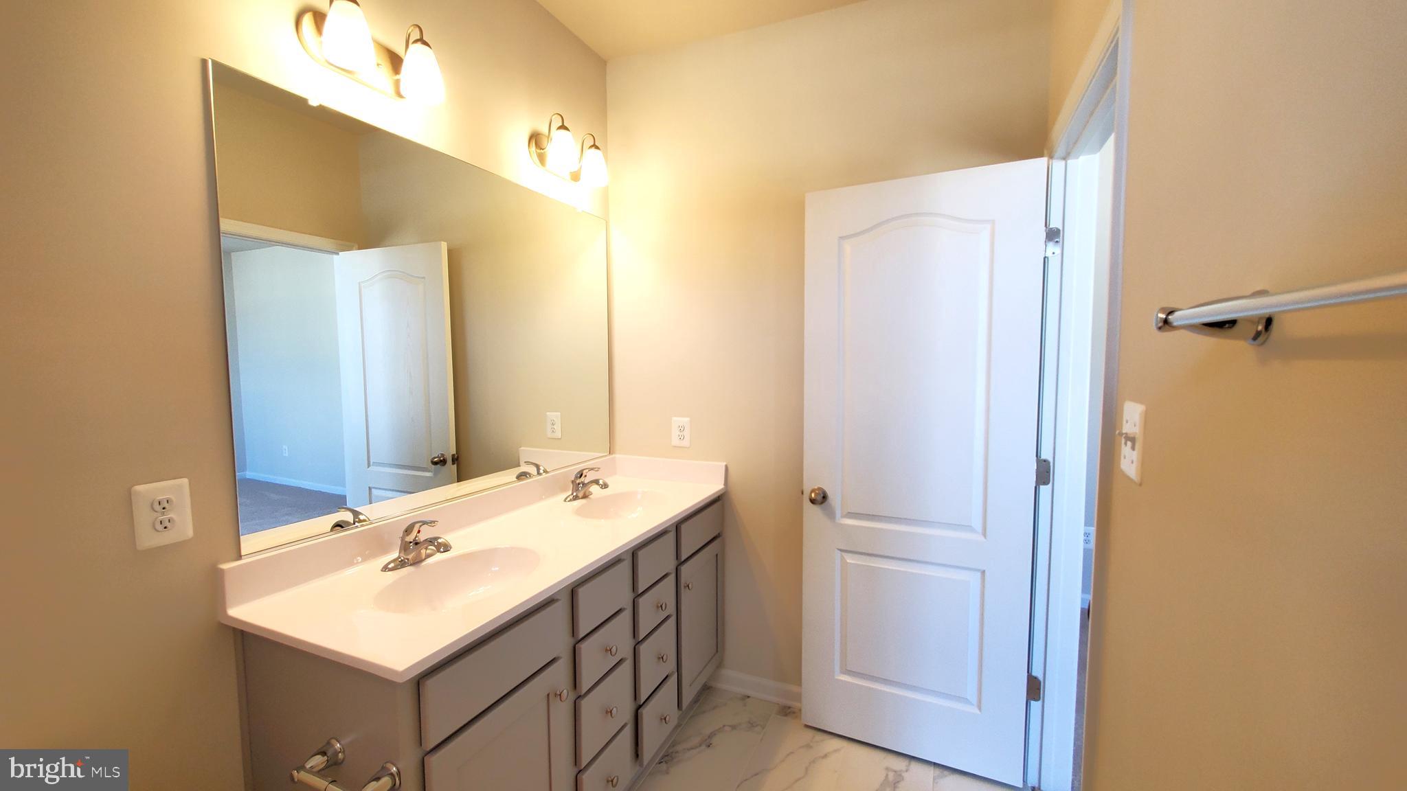 HARRINGTON TERRACE - Residential Lease