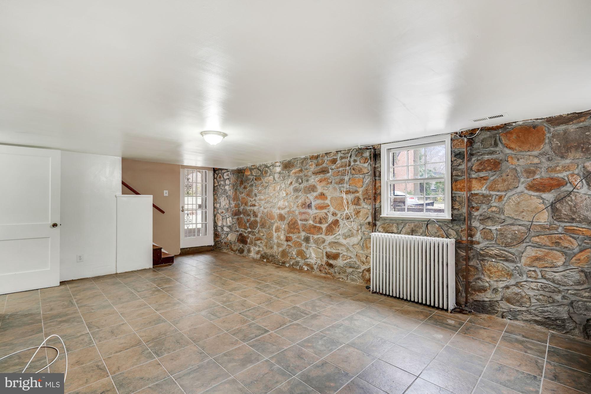 KIRKWOOD TERRACE - Residential Lease