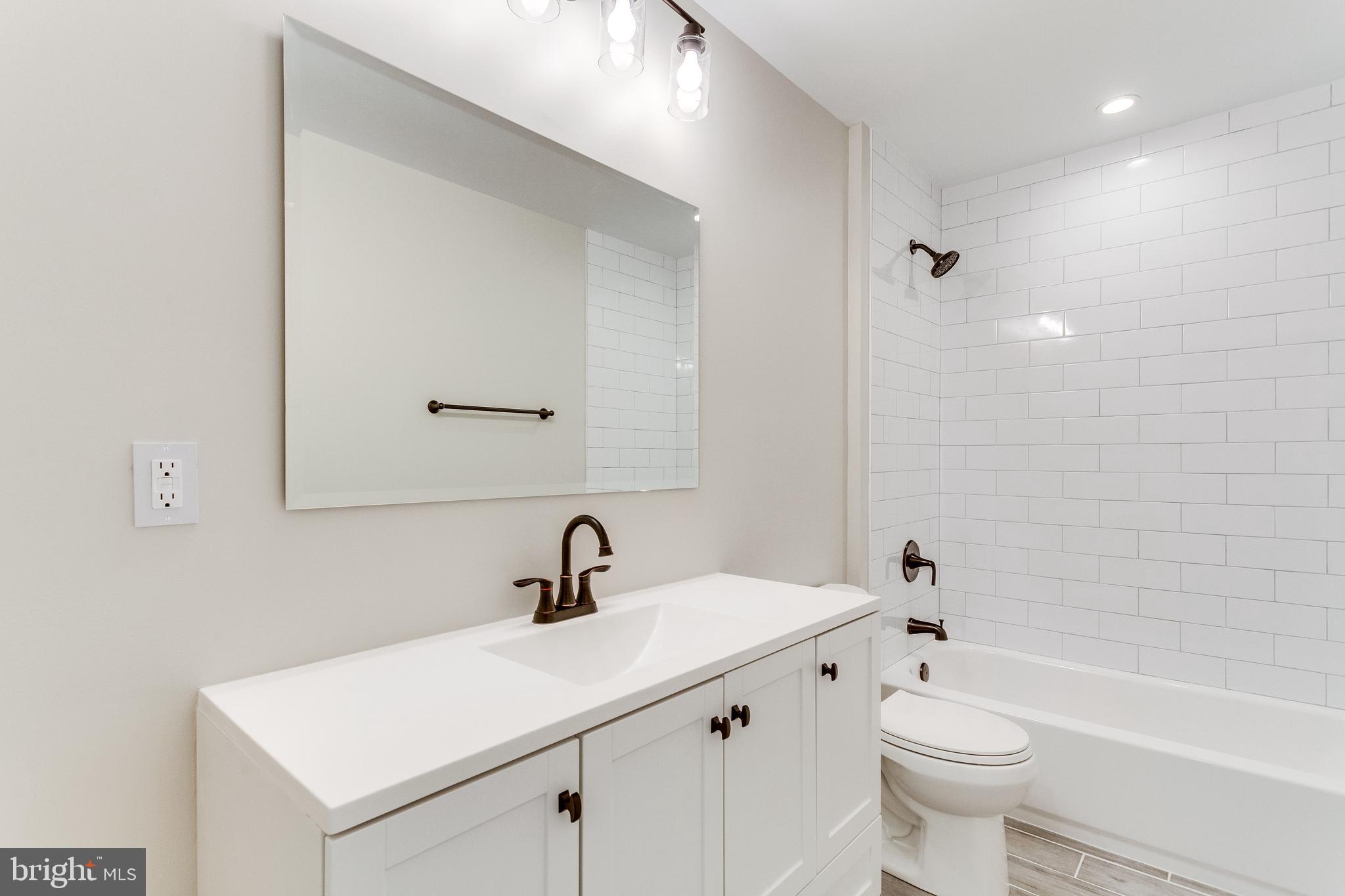 EVANS PARKWAY - Residential