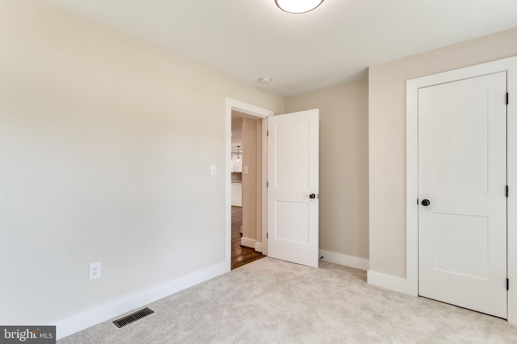 EVANS PARKWAY - Residential