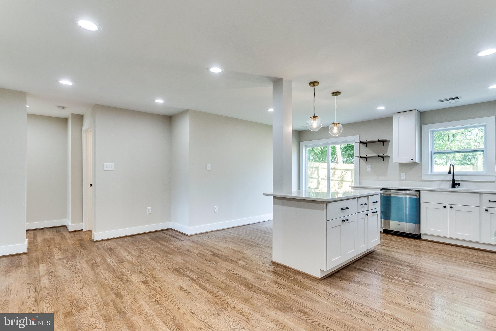 EVANS PARKWAY - Residential