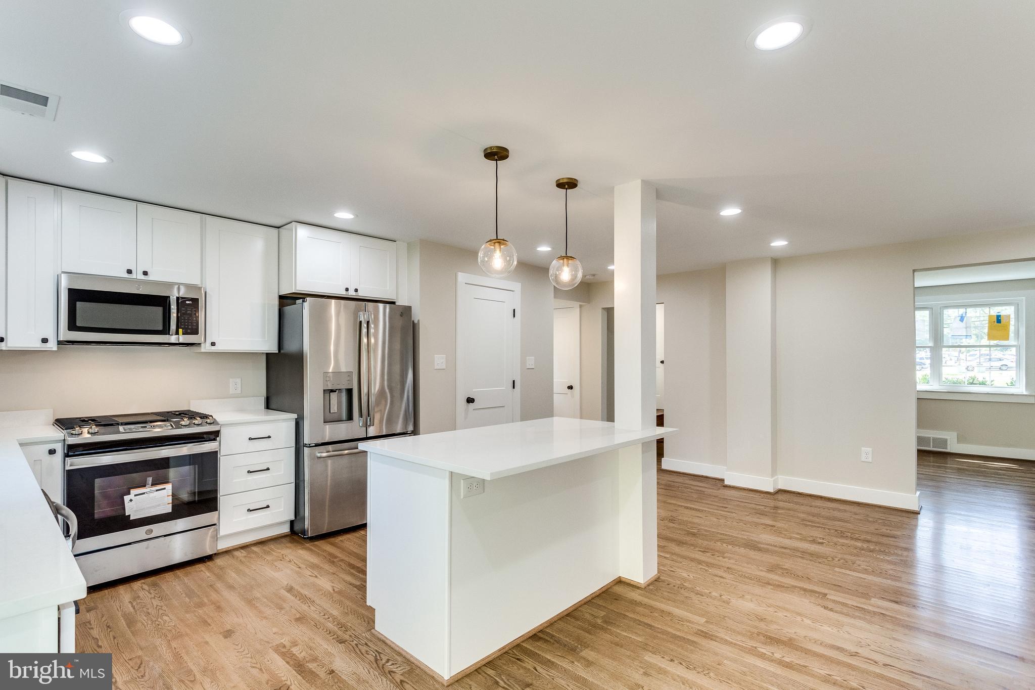 EVANS PARKWAY - Residential