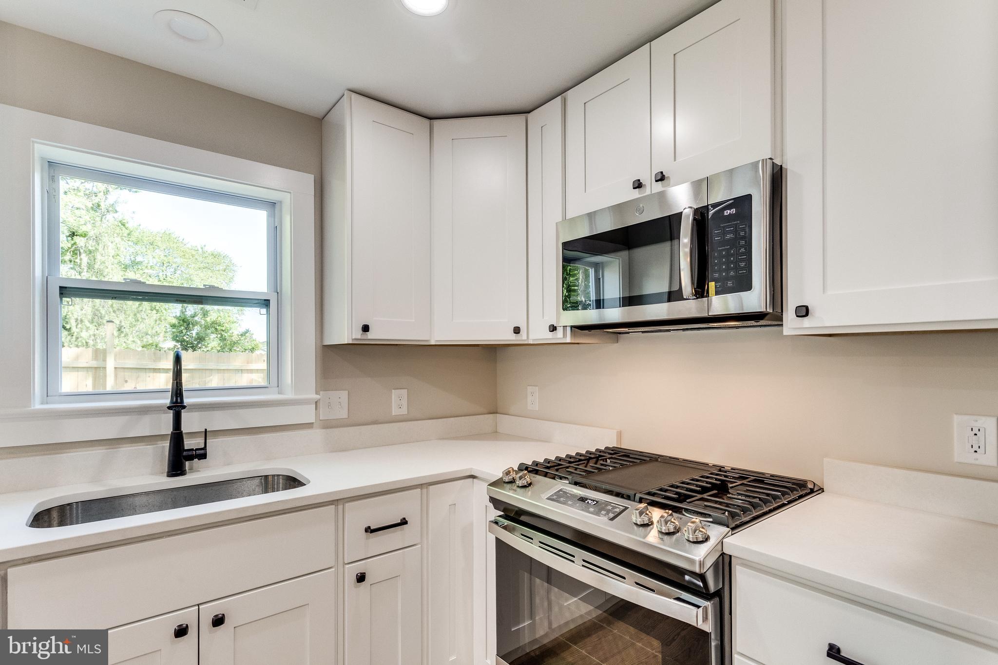 EVANS PARKWAY - Residential