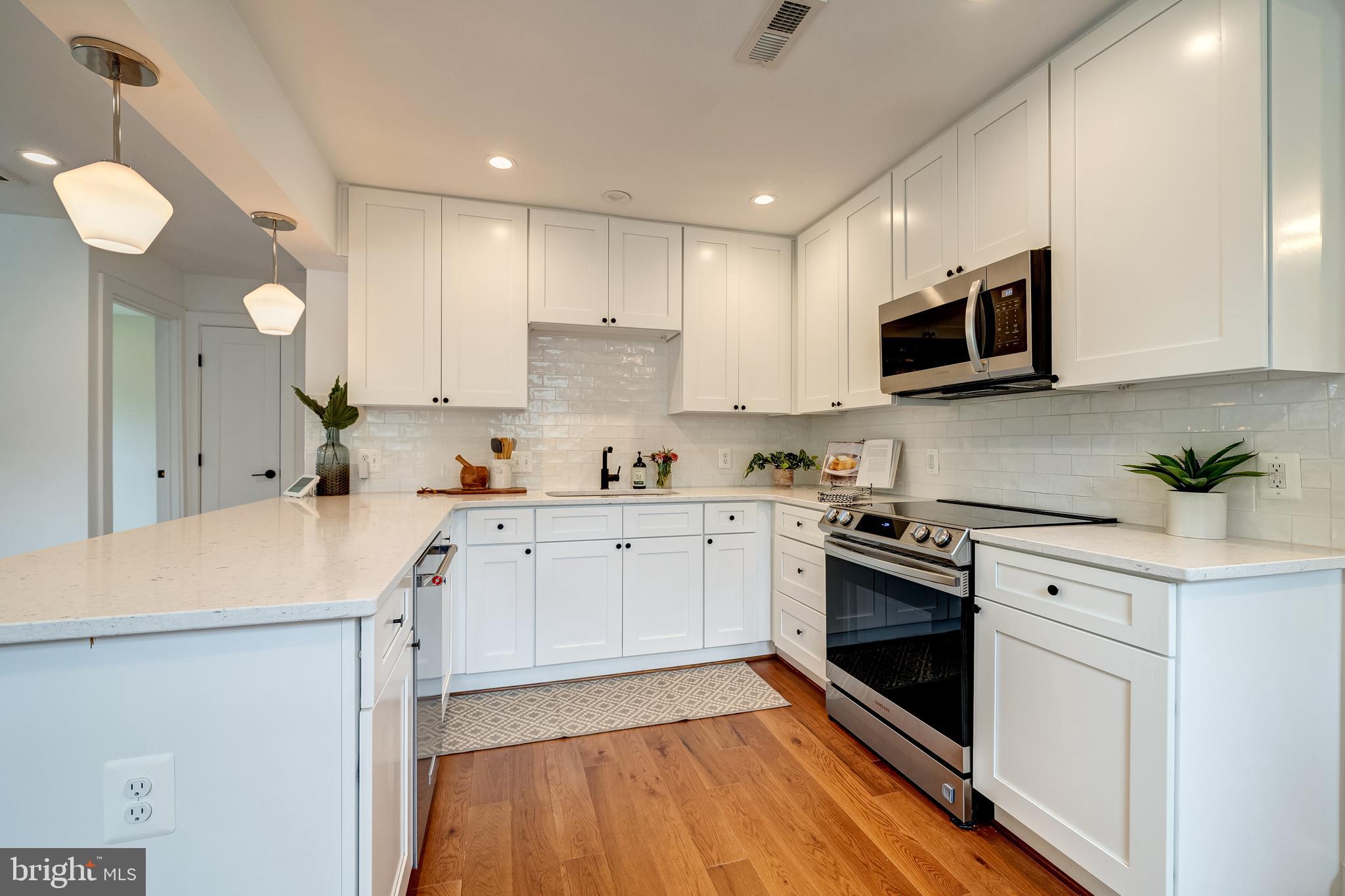 WESTMORE - Residential