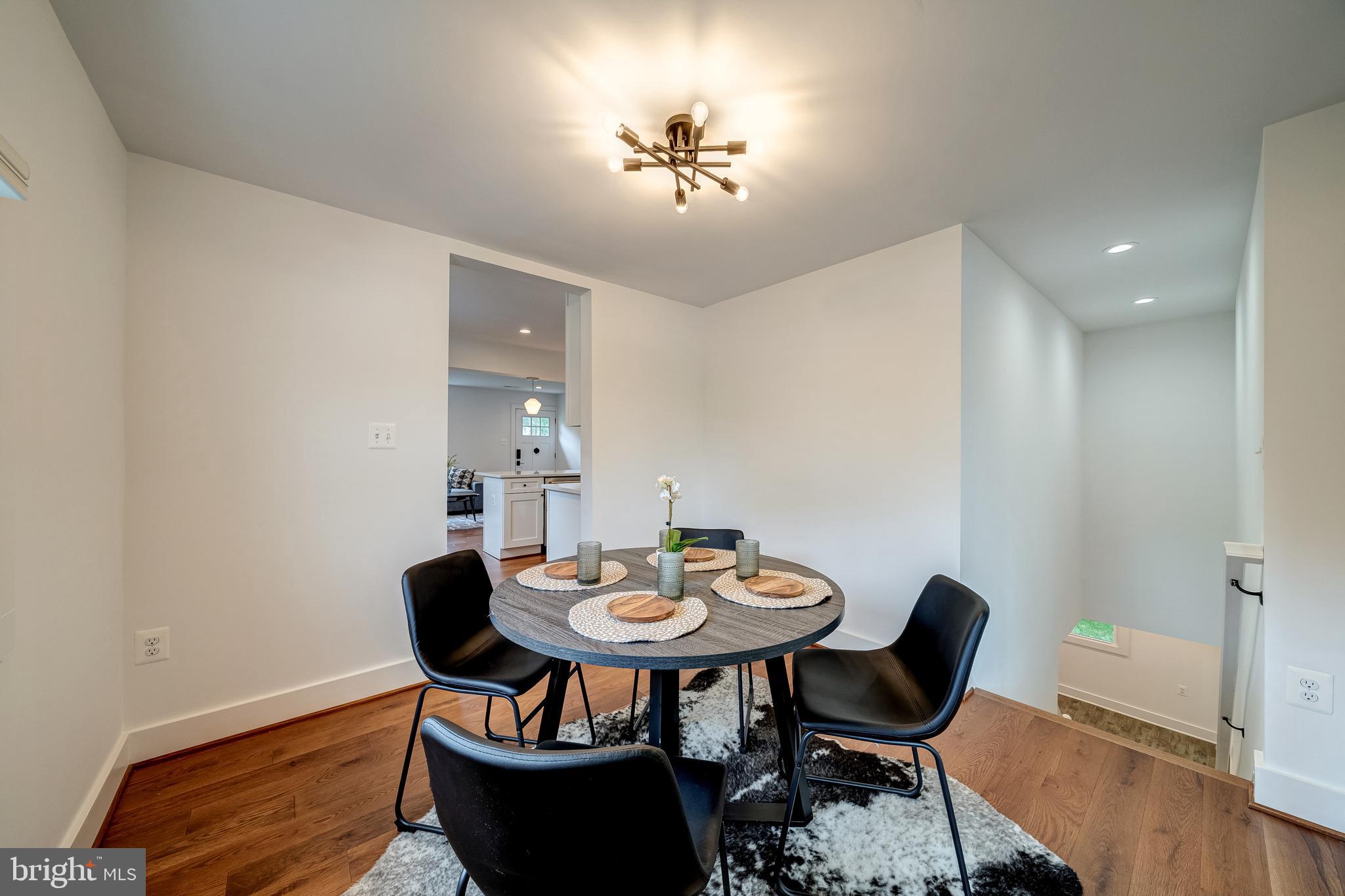 WESTMORE - Residential