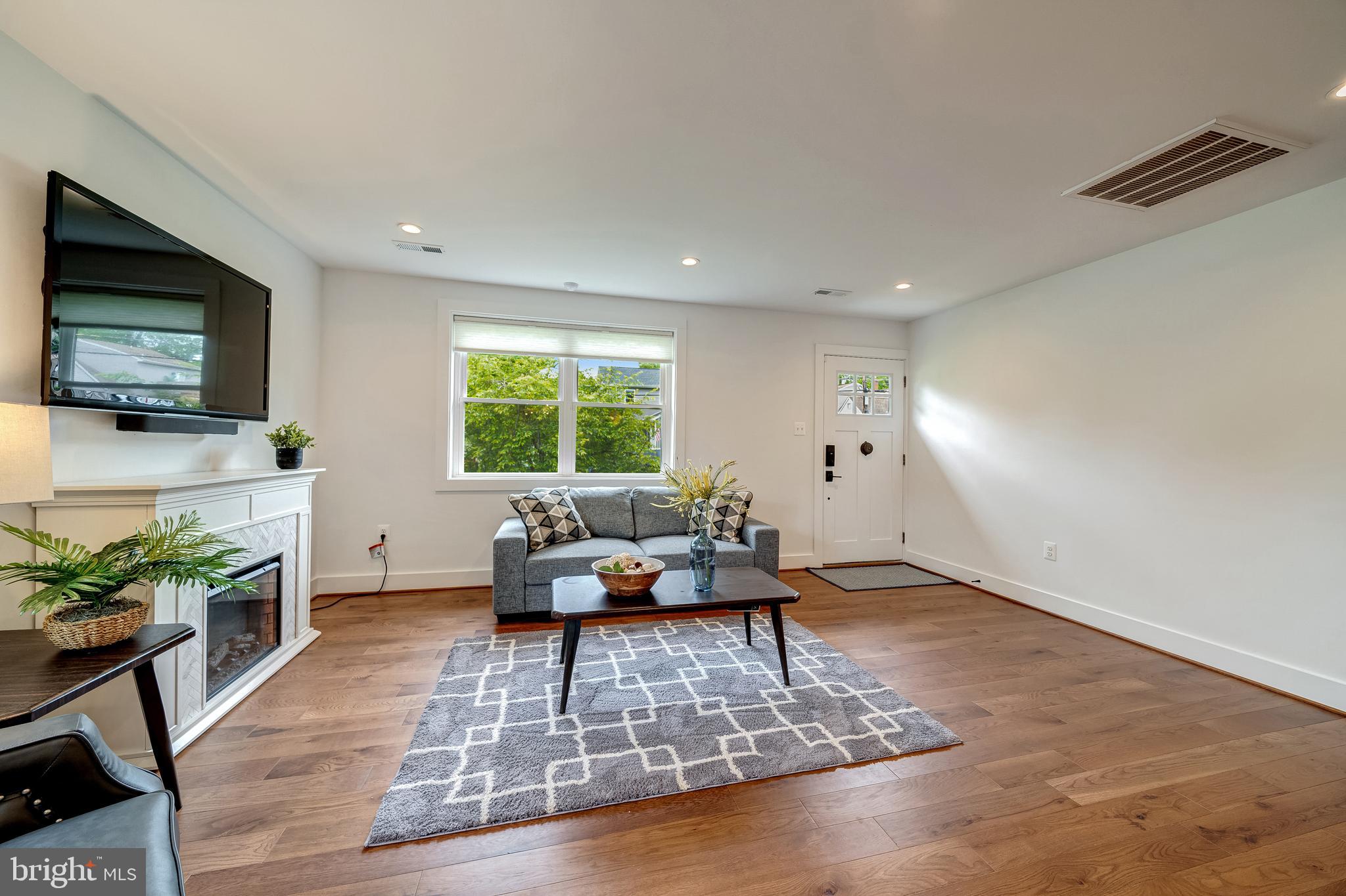 WESTMORE - Residential