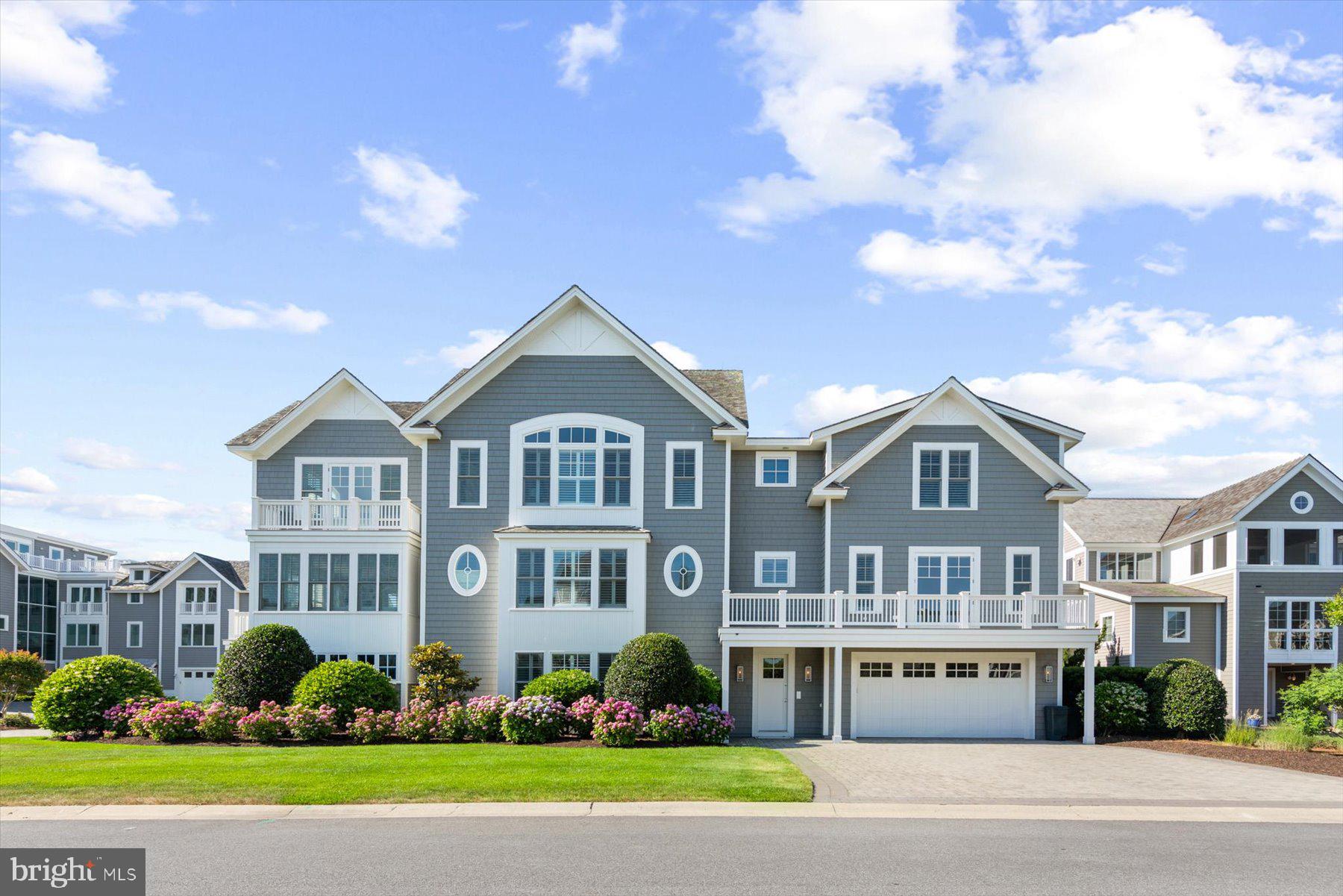 OCEAN BREEZES - Residential