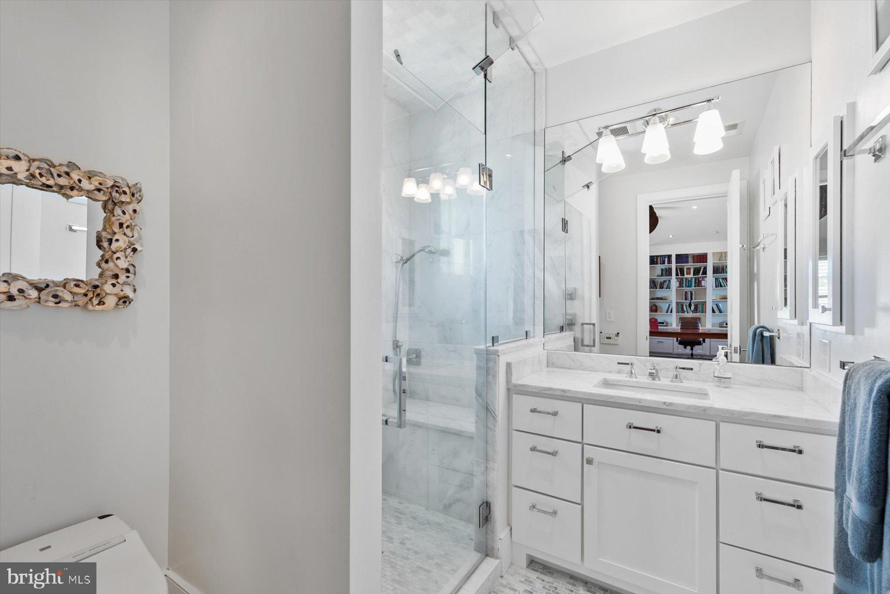 OCEAN BREEZES - Residential