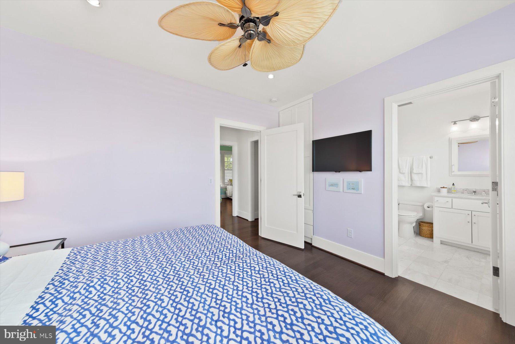 OCEAN BREEZES - Residential