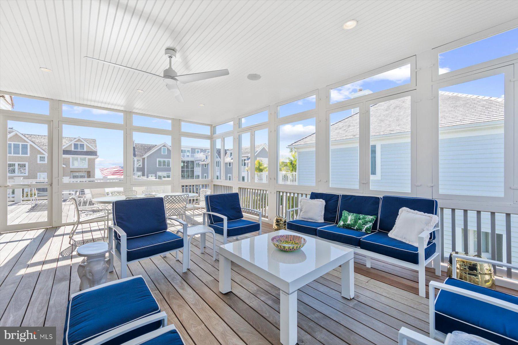 OCEAN BREEZES - Residential