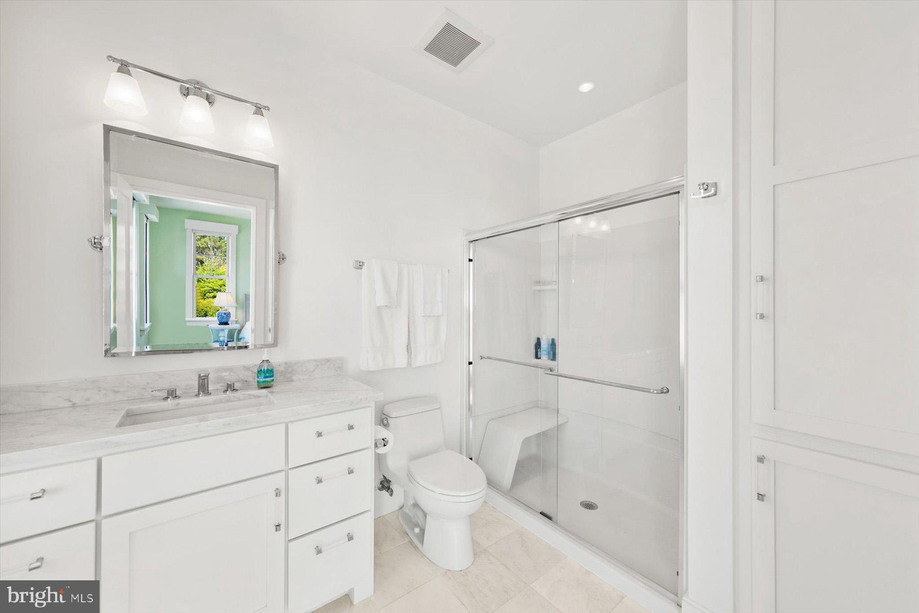 OCEAN BREEZES - Residential