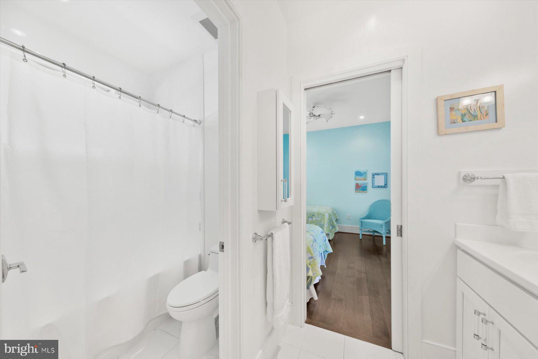 OCEAN BREEZES - Residential