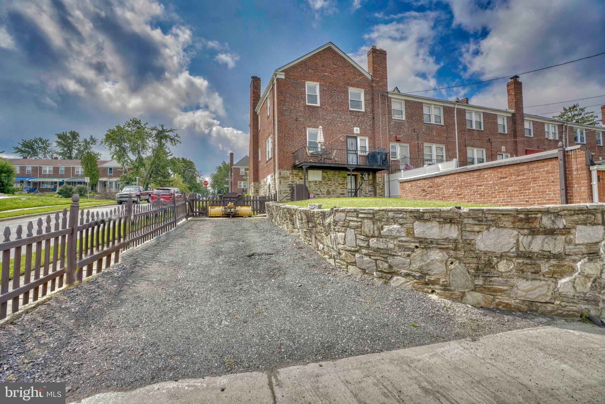 NORTHWOOD - Residential