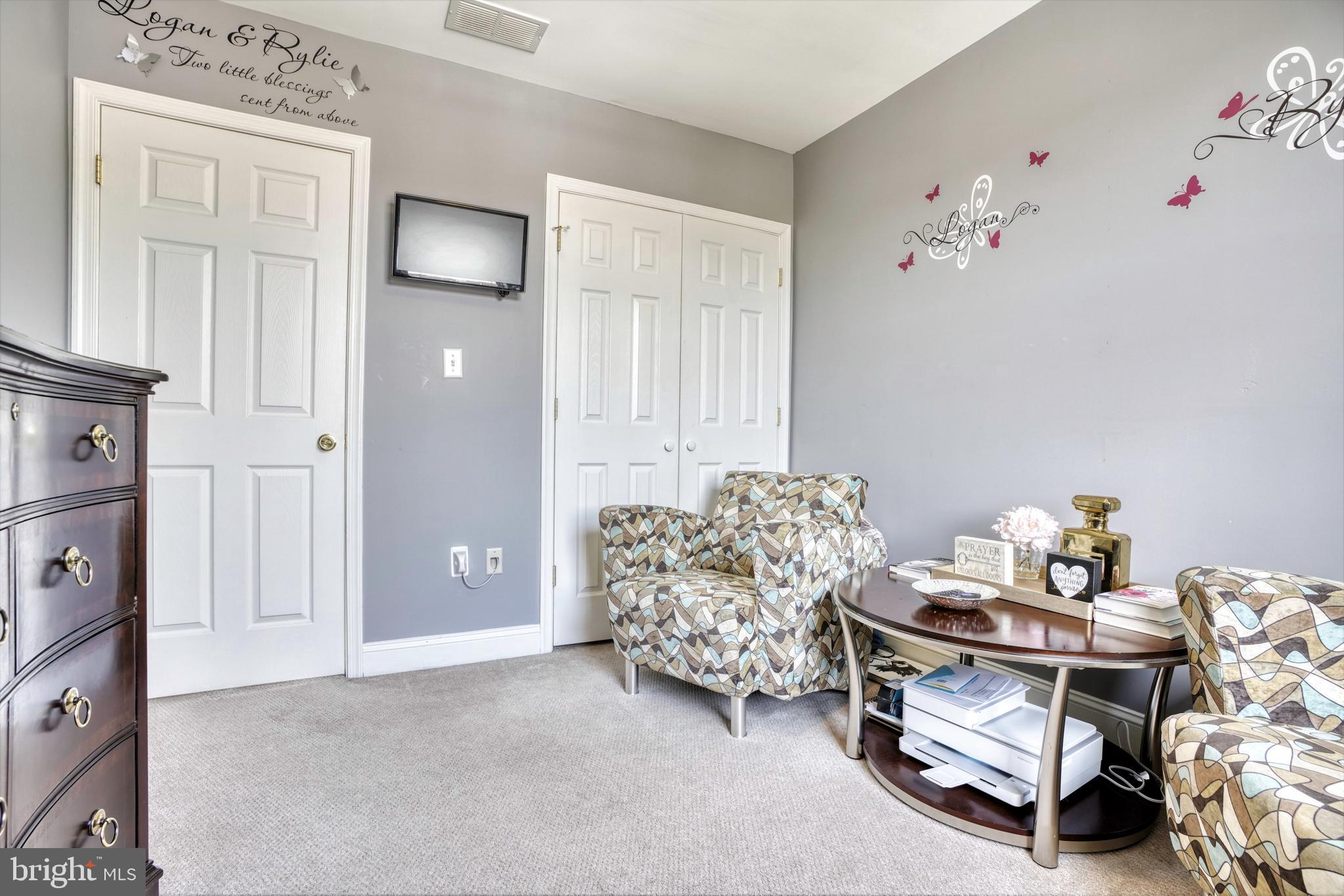 NORTHWOOD - Residential