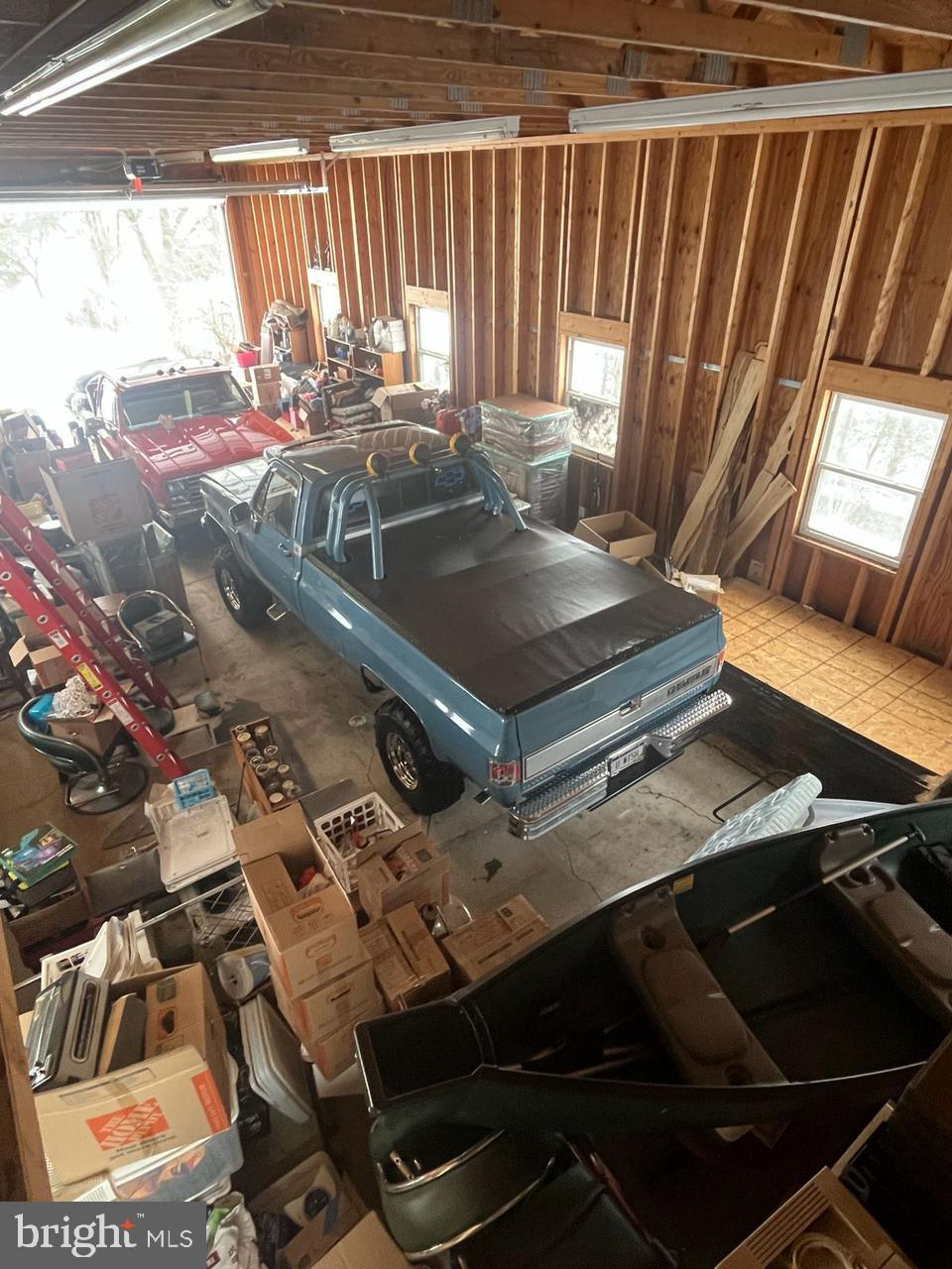 NONE UNRESTRICTED - Residential