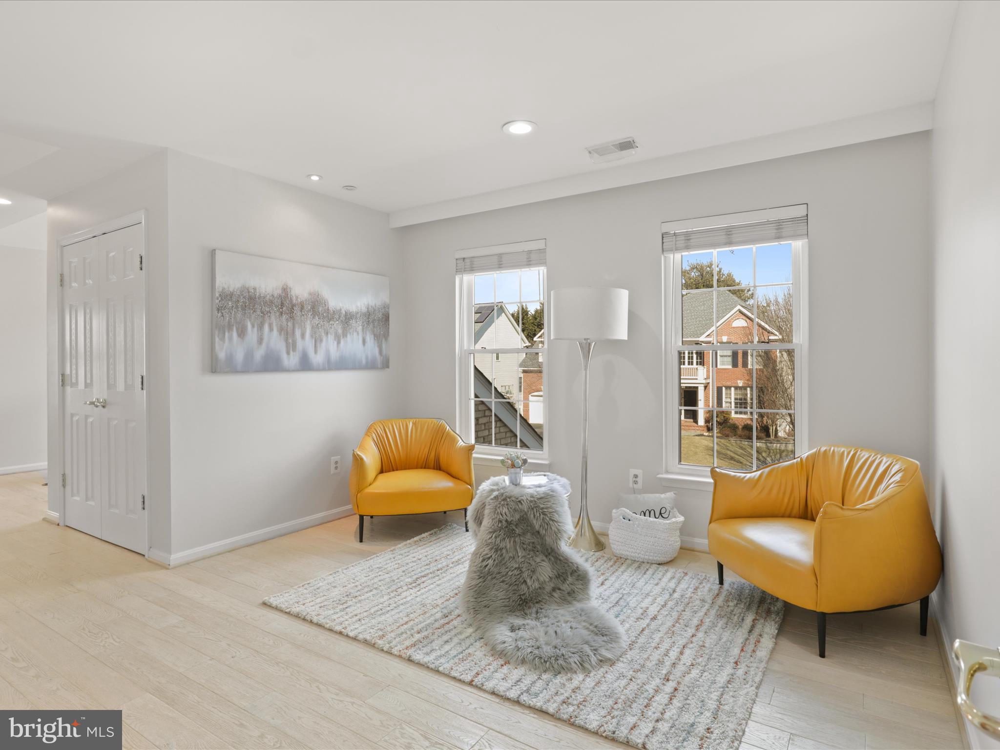 WILLOWS OF POTOMAC - Residential