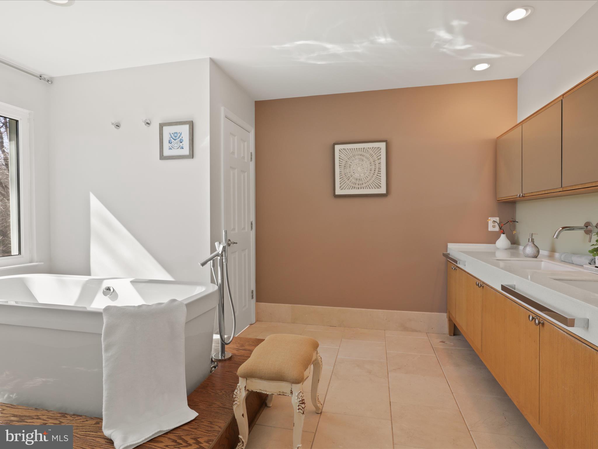 WILLOWS OF POTOMAC - Residential