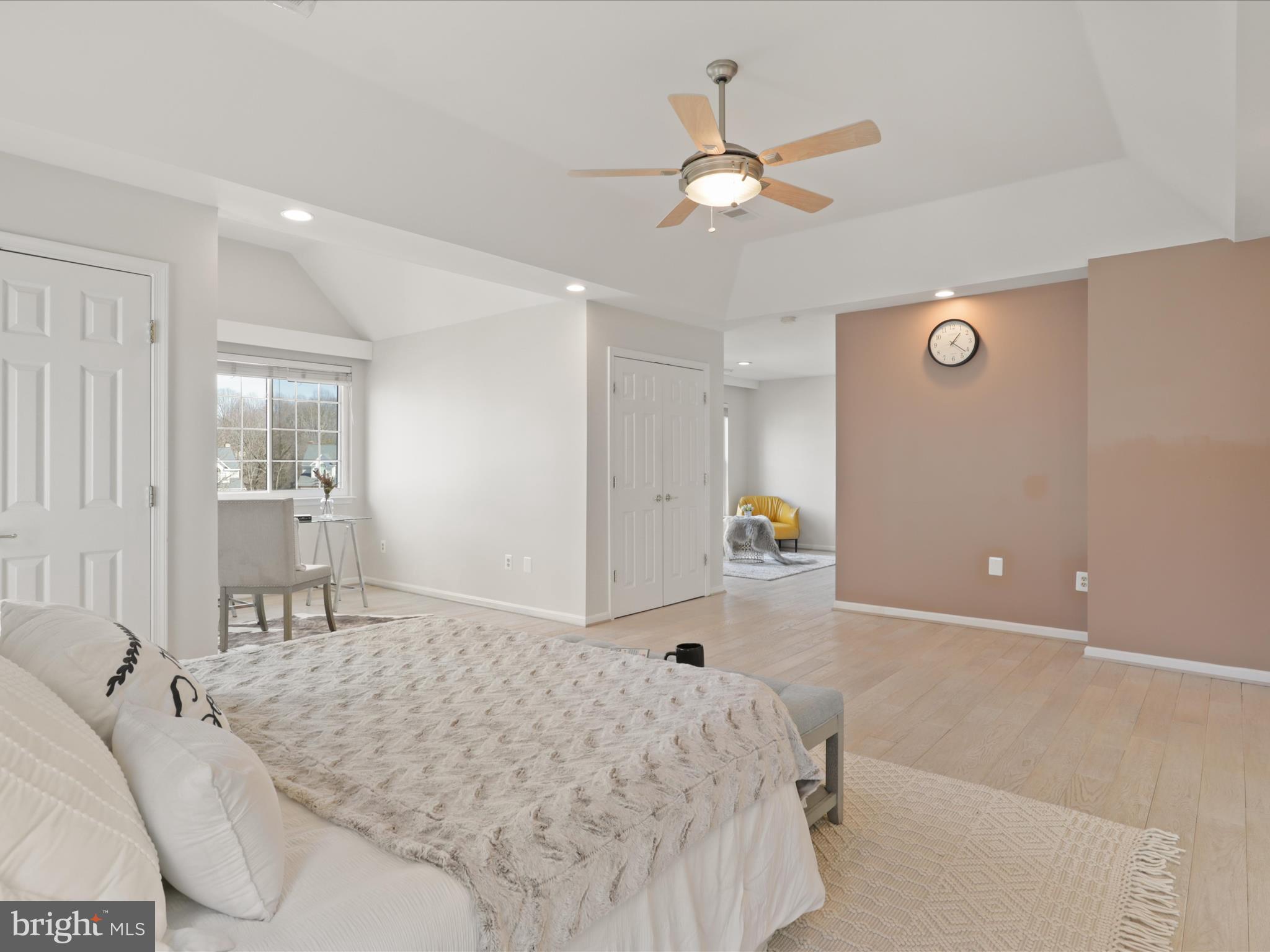 WILLOWS OF POTOMAC - Residential