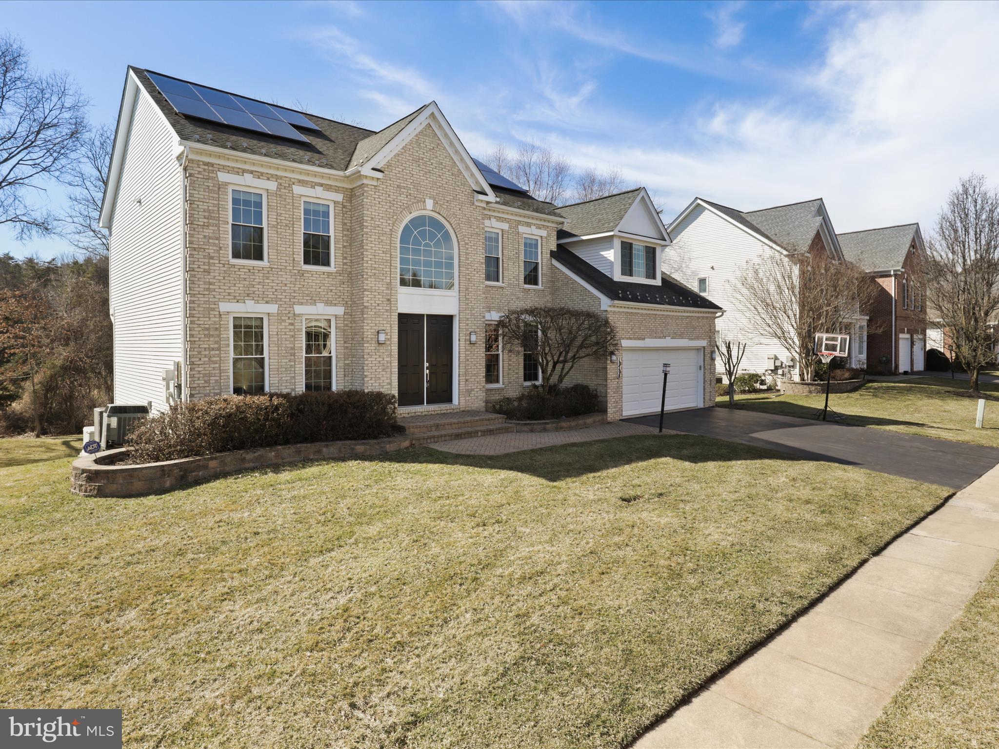 WILLOWS OF POTOMAC - Residential