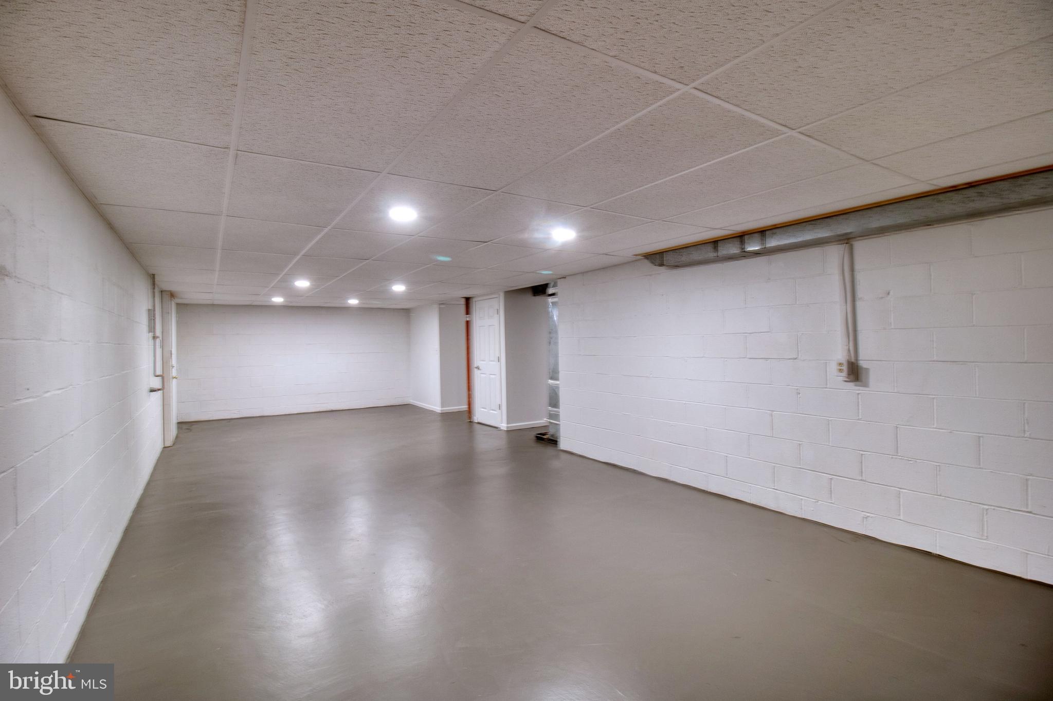 HASTINGS HUNT - Residential