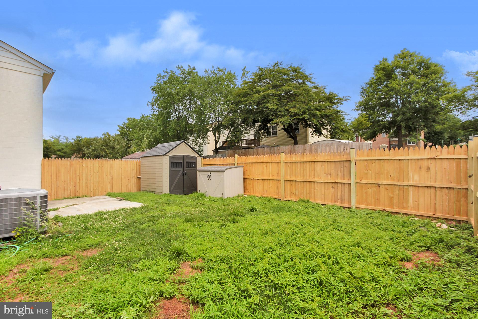 4168 HAMLIN COURT