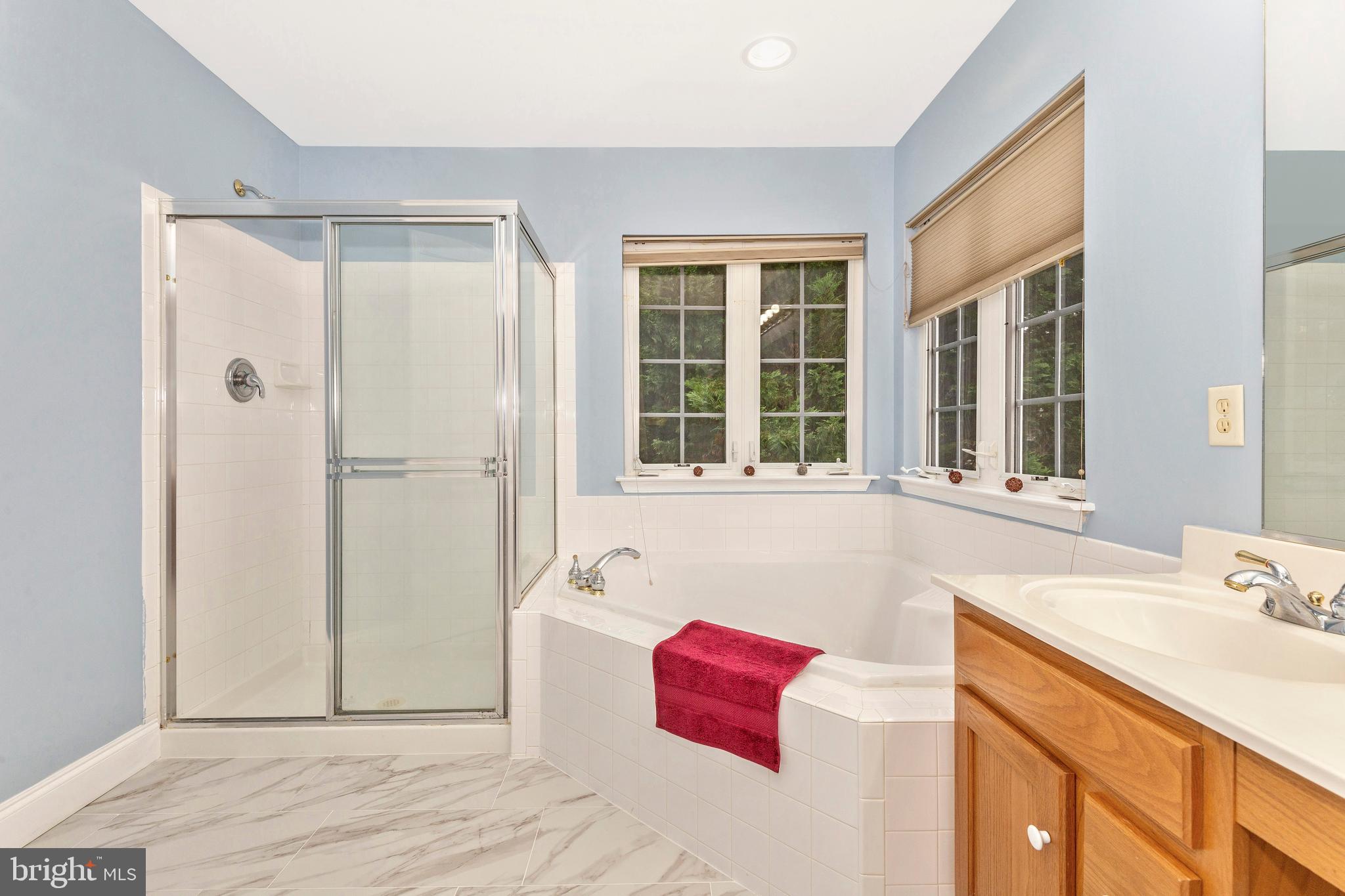 KINGSVIEW VILLAGE - Residential