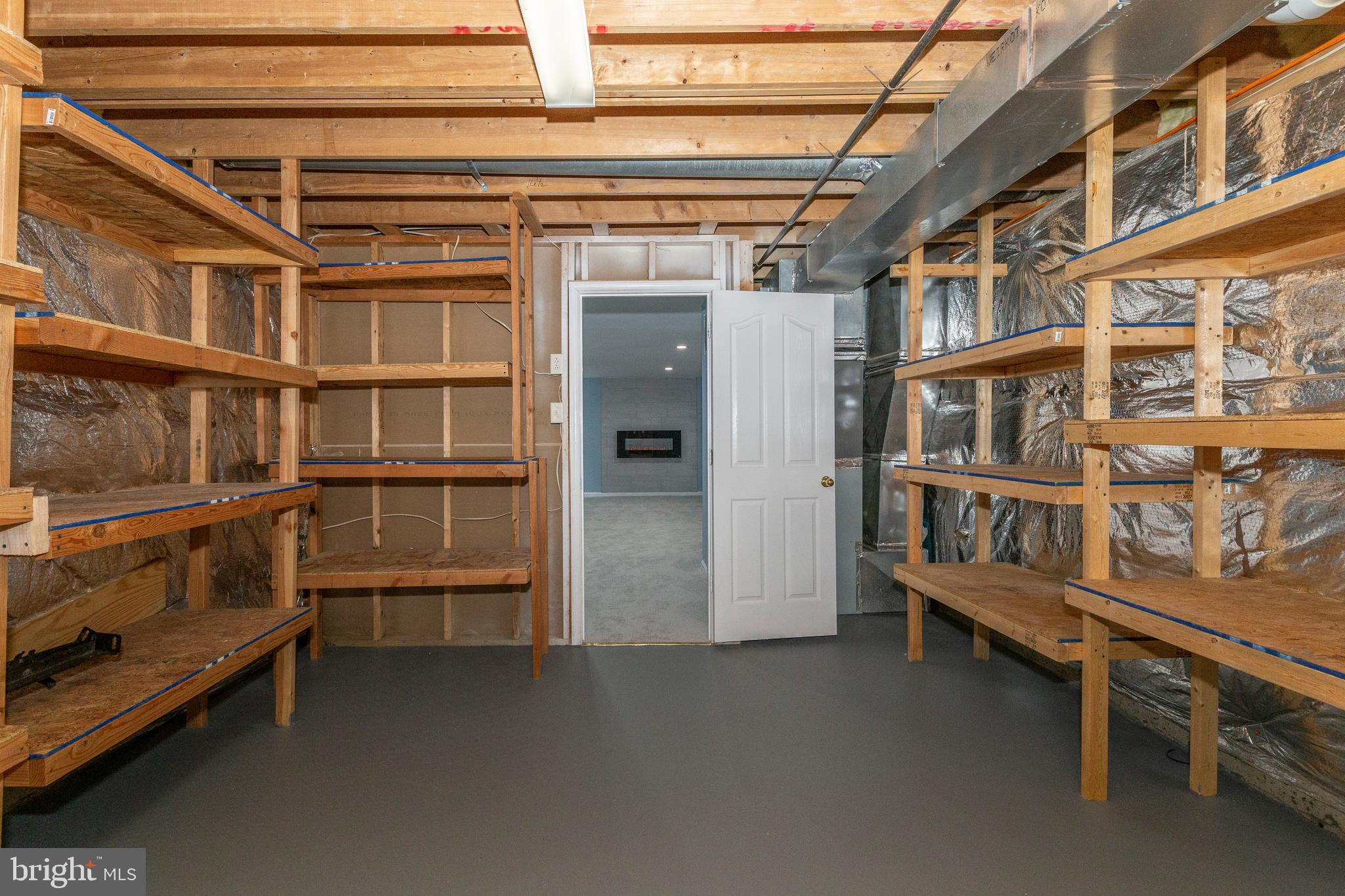 KINGSVIEW VILLAGE - Residential