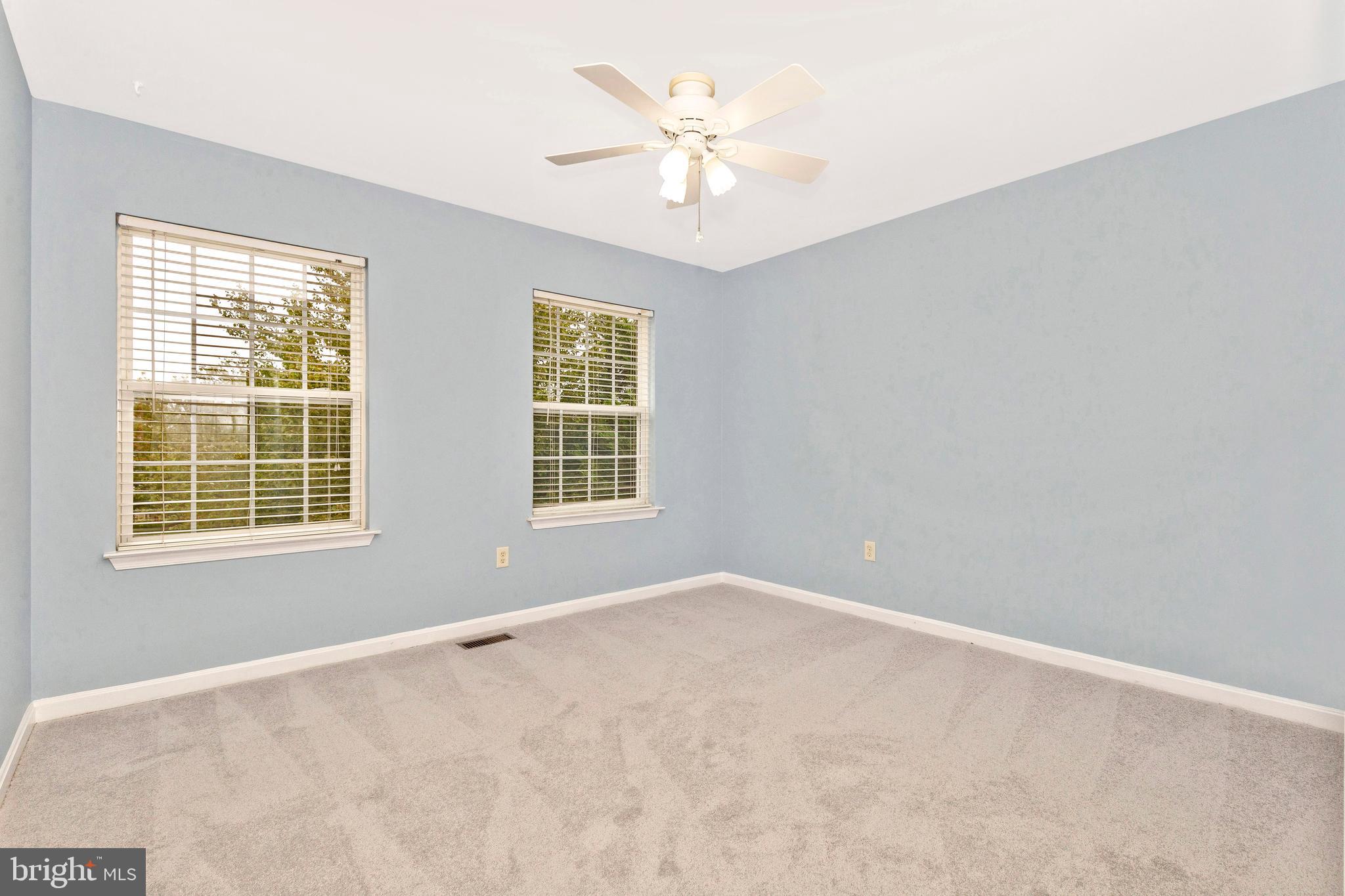 KINGSVIEW VILLAGE - Residential