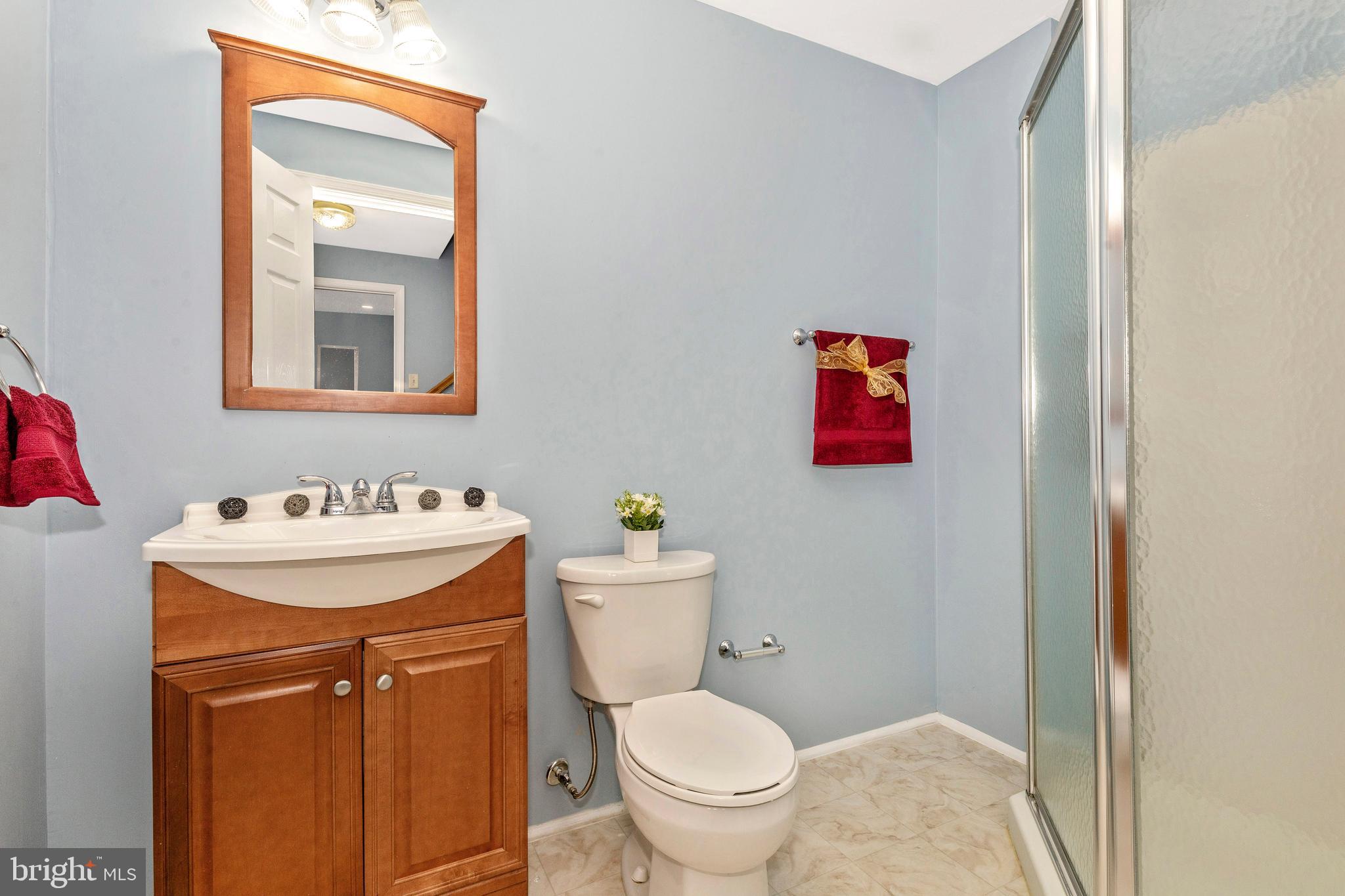 KINGSVIEW VILLAGE - Residential