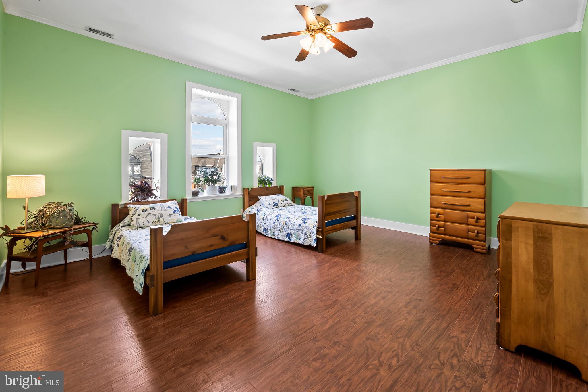 RESERVOIR HILL - Residential