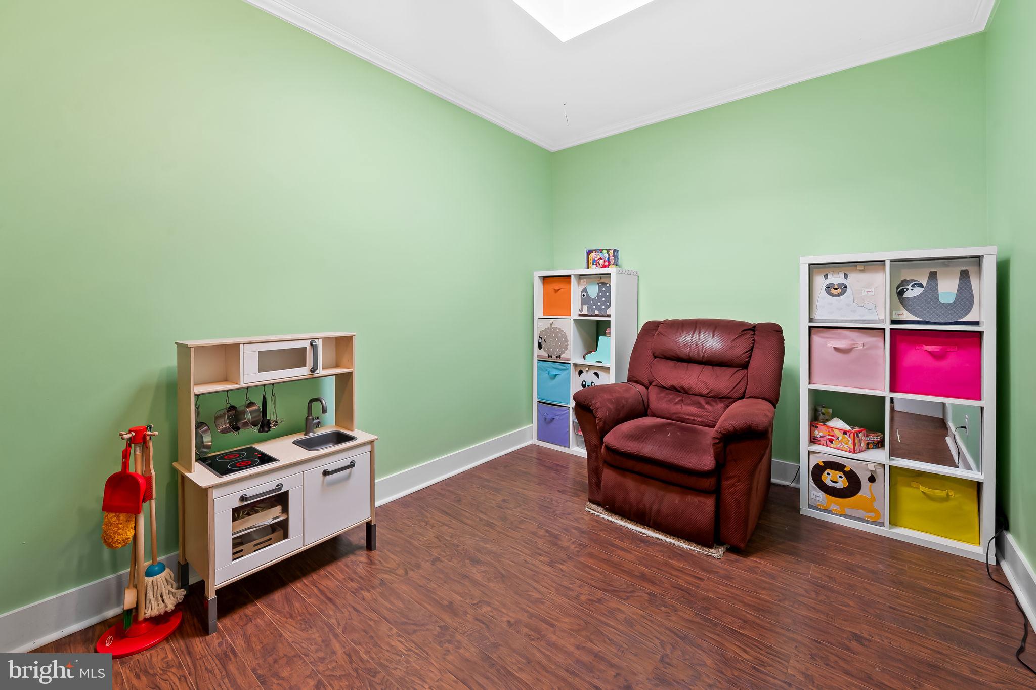 RESERVOIR HILL - Residential