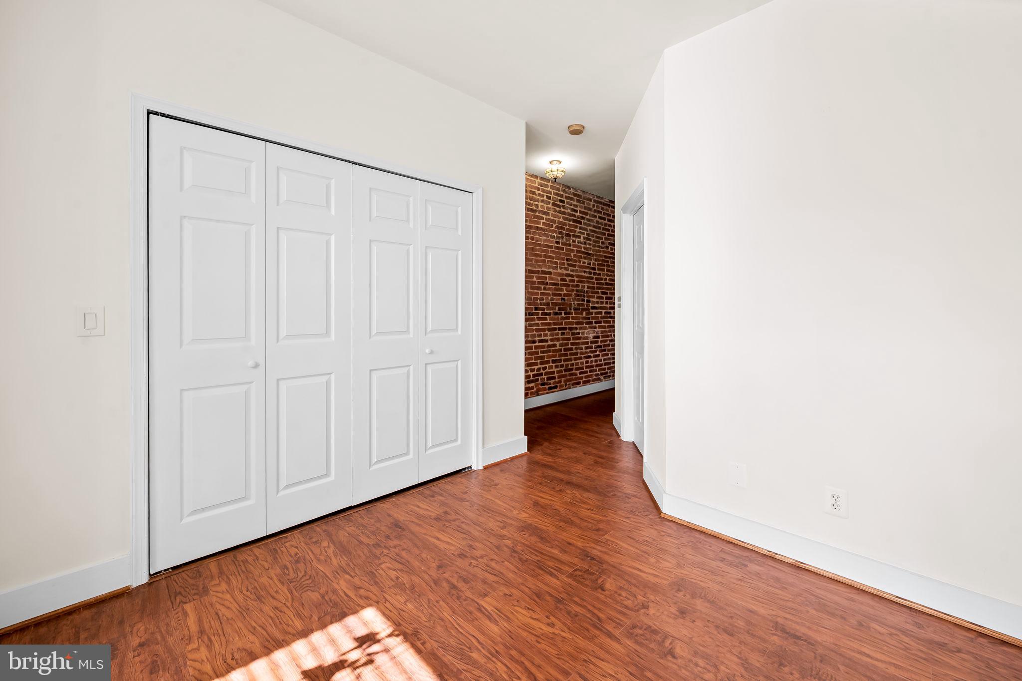 RESERVOIR HILL - Residential