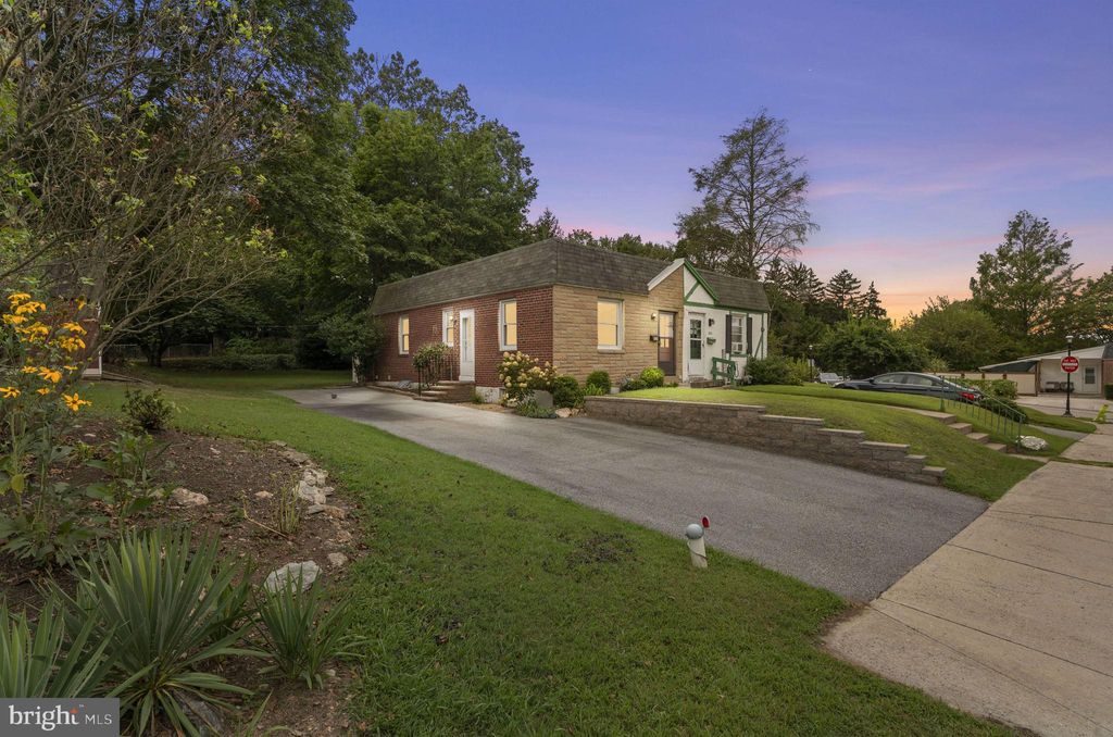 Photo of 229 Miner Street, MALVERN, PA 19355 (MLS # PACT2107040)