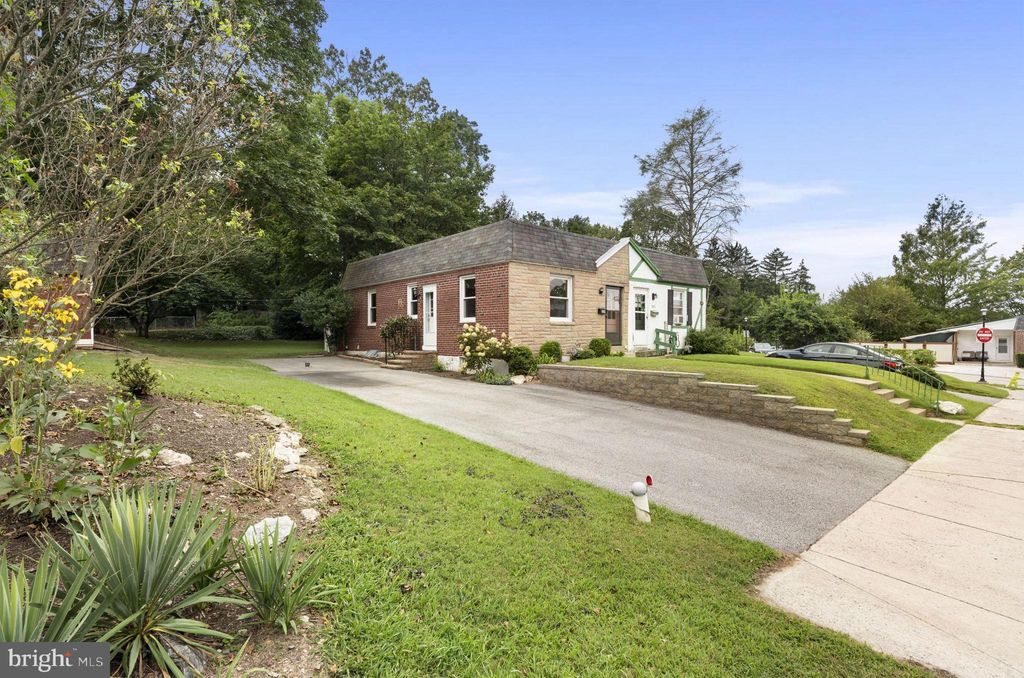 Photo of 229 Miner Street, MALVERN, PA 19355 (MLS # PACT2107040)