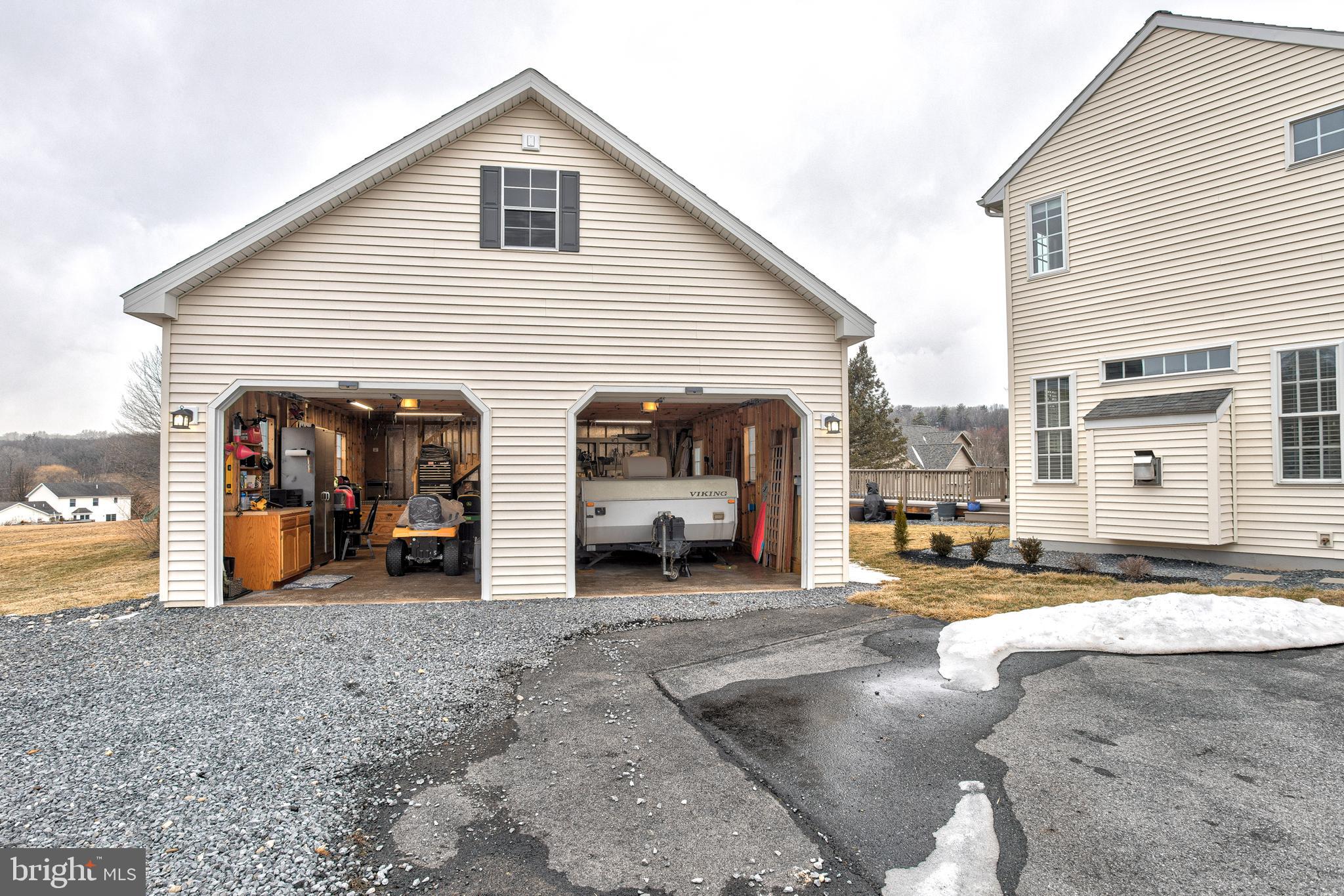 SEDONA HILLS - Residential