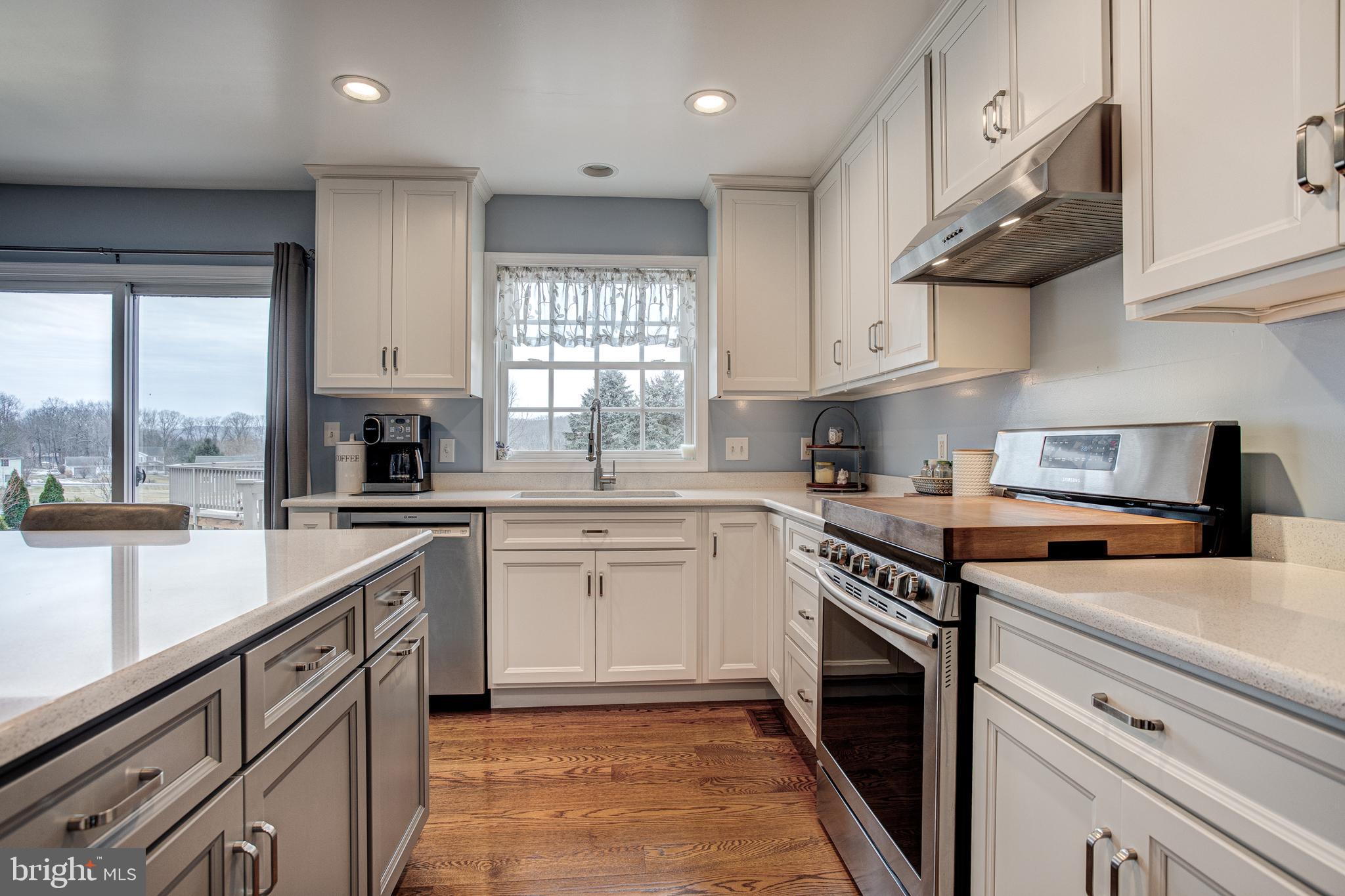 SEDONA HILLS - Residential