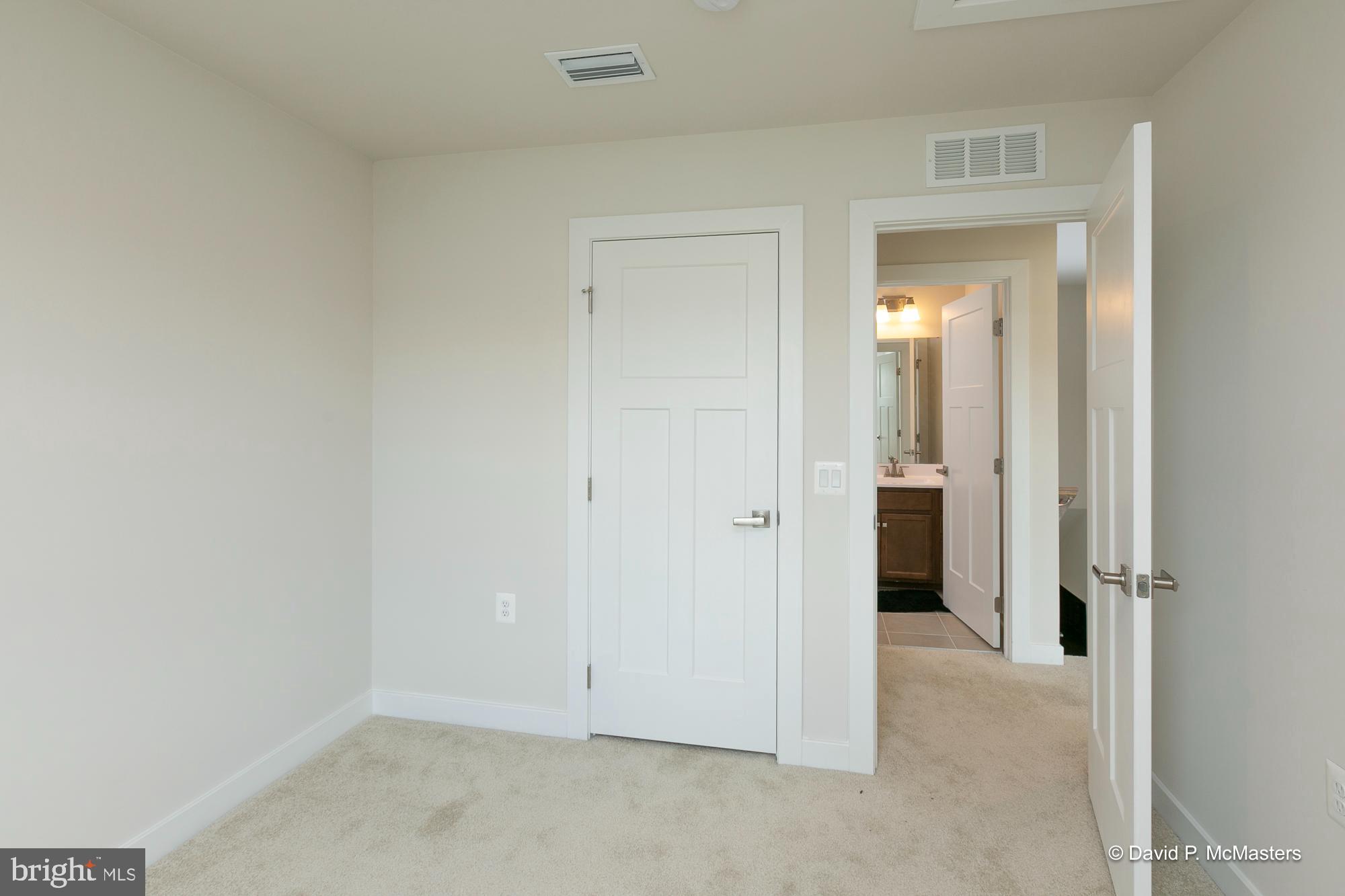 ARCADIA NORTH - Residential