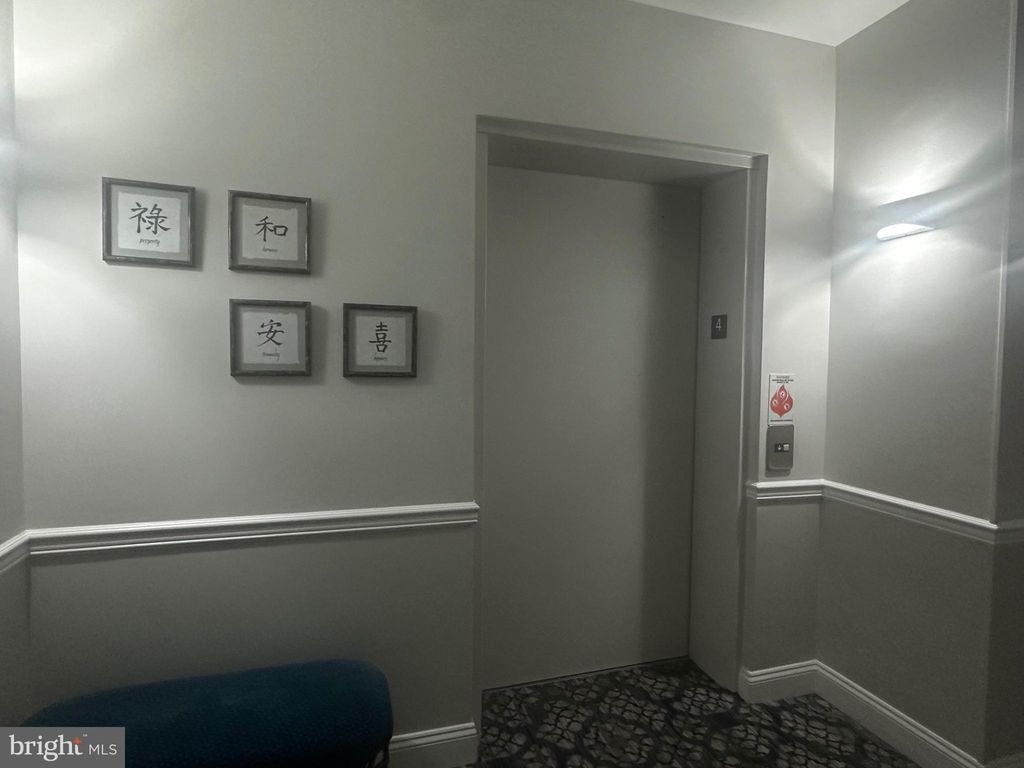 Photo of 500 King Farm Boulevard #104, ROCKVILLE, MD 20850 (MLS # MDMC2202892)