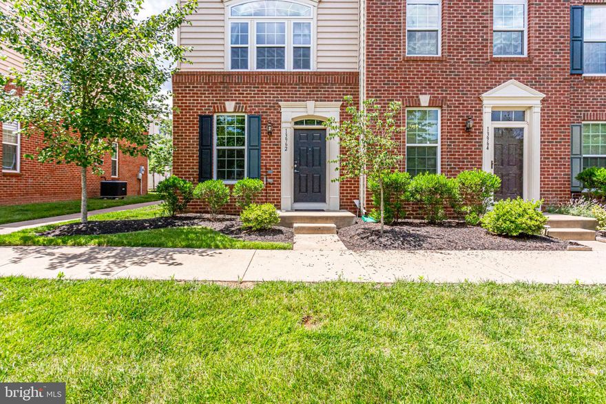Lovely townhouse in Gainesville with 2 bedrooms and two full and two half baths.  Bonus room on lower level with half bath for guests or play room.  Nice open feel on main level with living area next to kitchen and sliding glass door to balcony.  One car garage plus driveway parking and street parking.  Great home at a great price.  Open house on both Saturday and Sunday 1-4PM.  Please come by to see it.