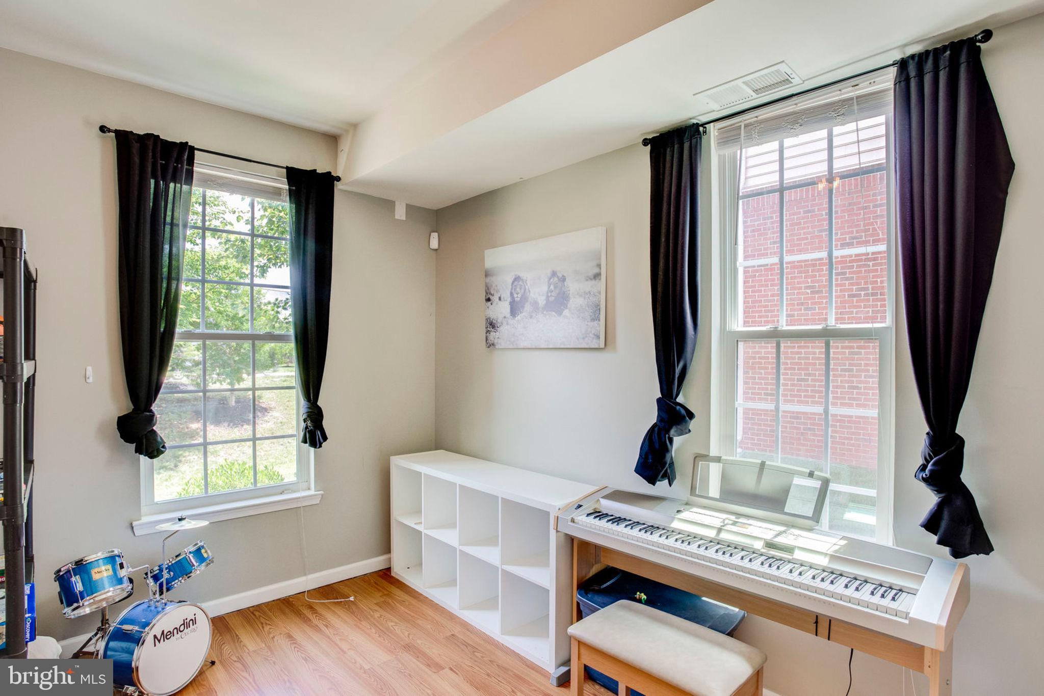 HEATHCOTE COMMONS - Residential