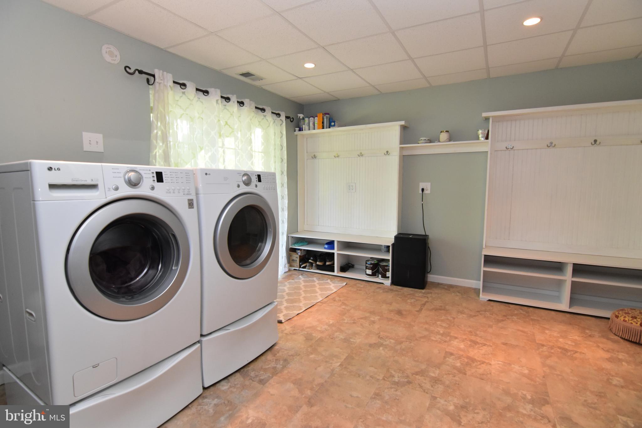 THE HIGHLANDS - Residential