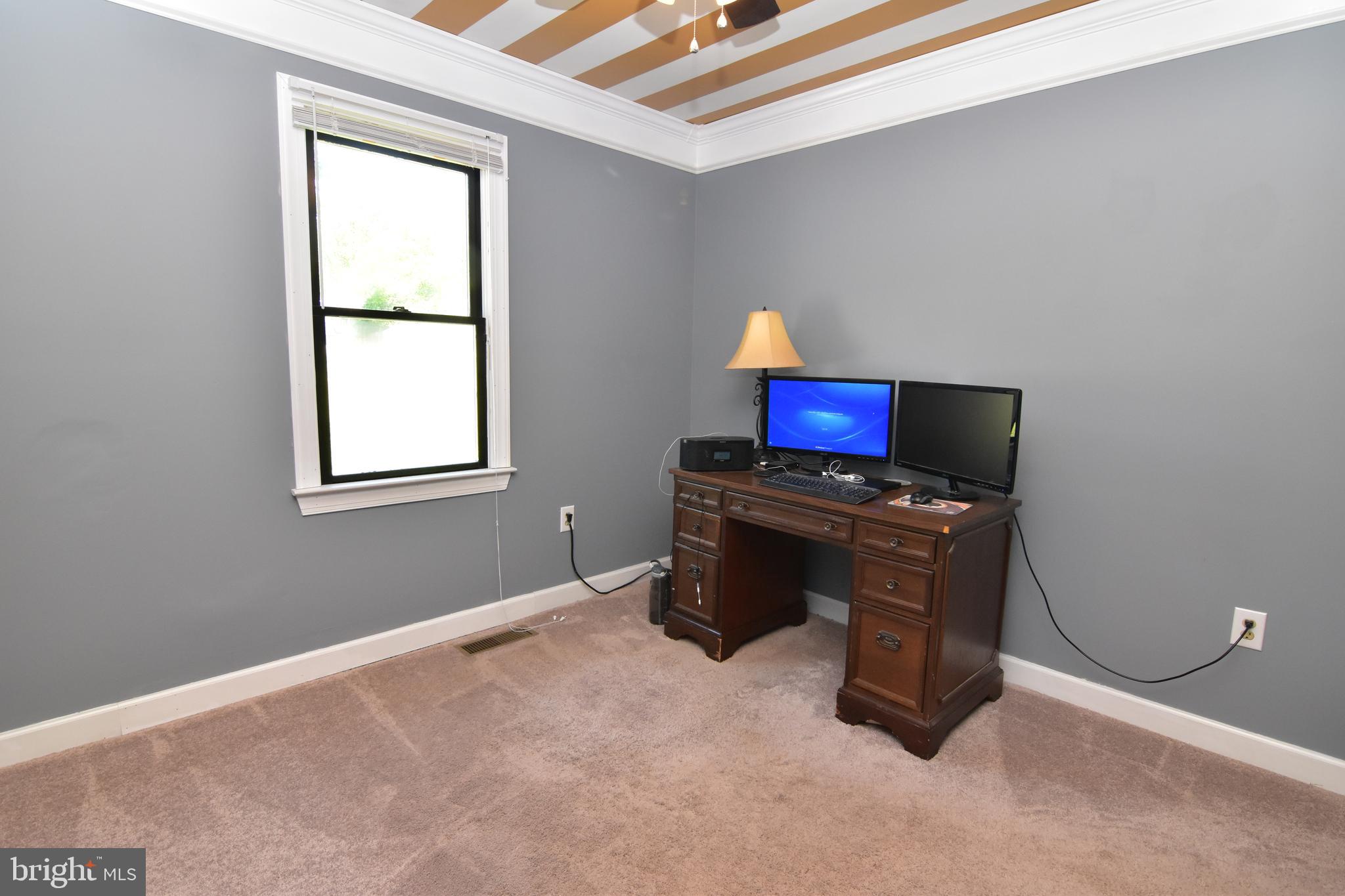 THE HIGHLANDS - Residential